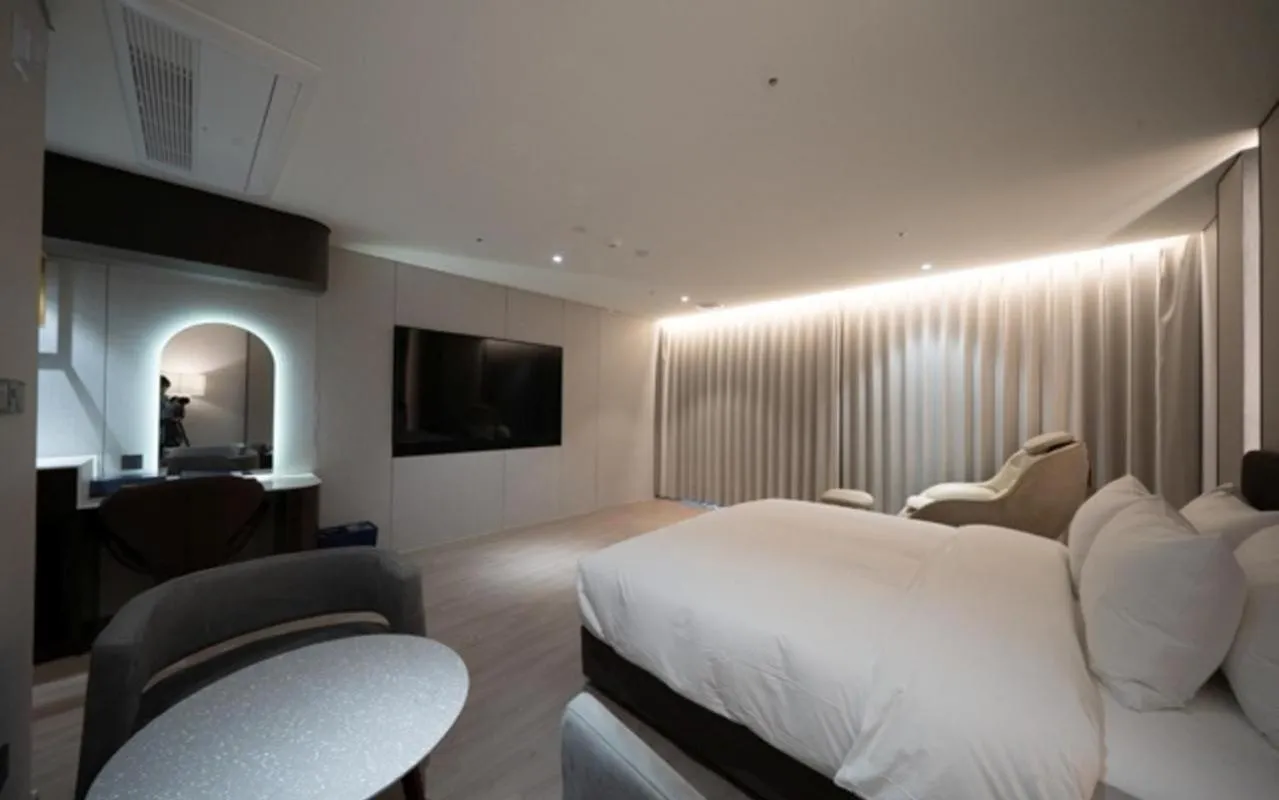 Bed in Daegu Hyeonpung Prana Hotel