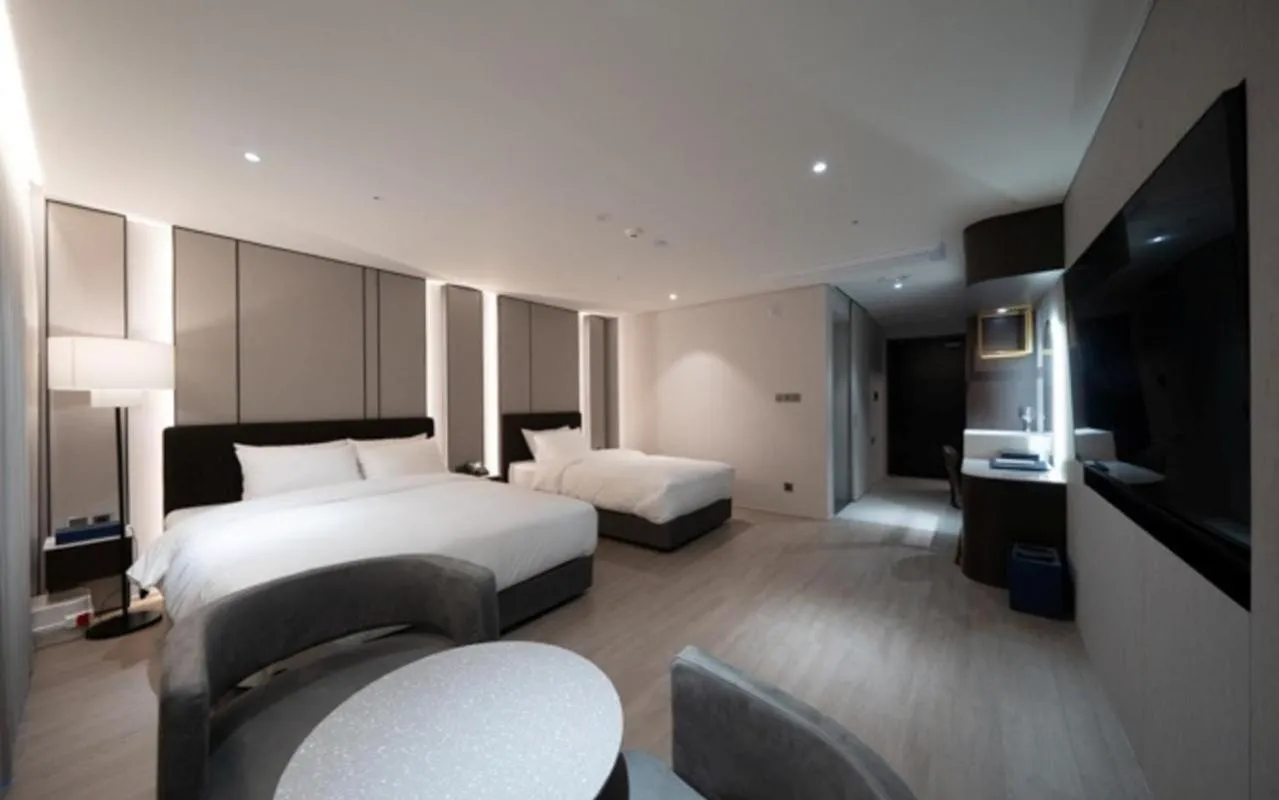 Bed in Daegu Hyeonpung Prana Hotel