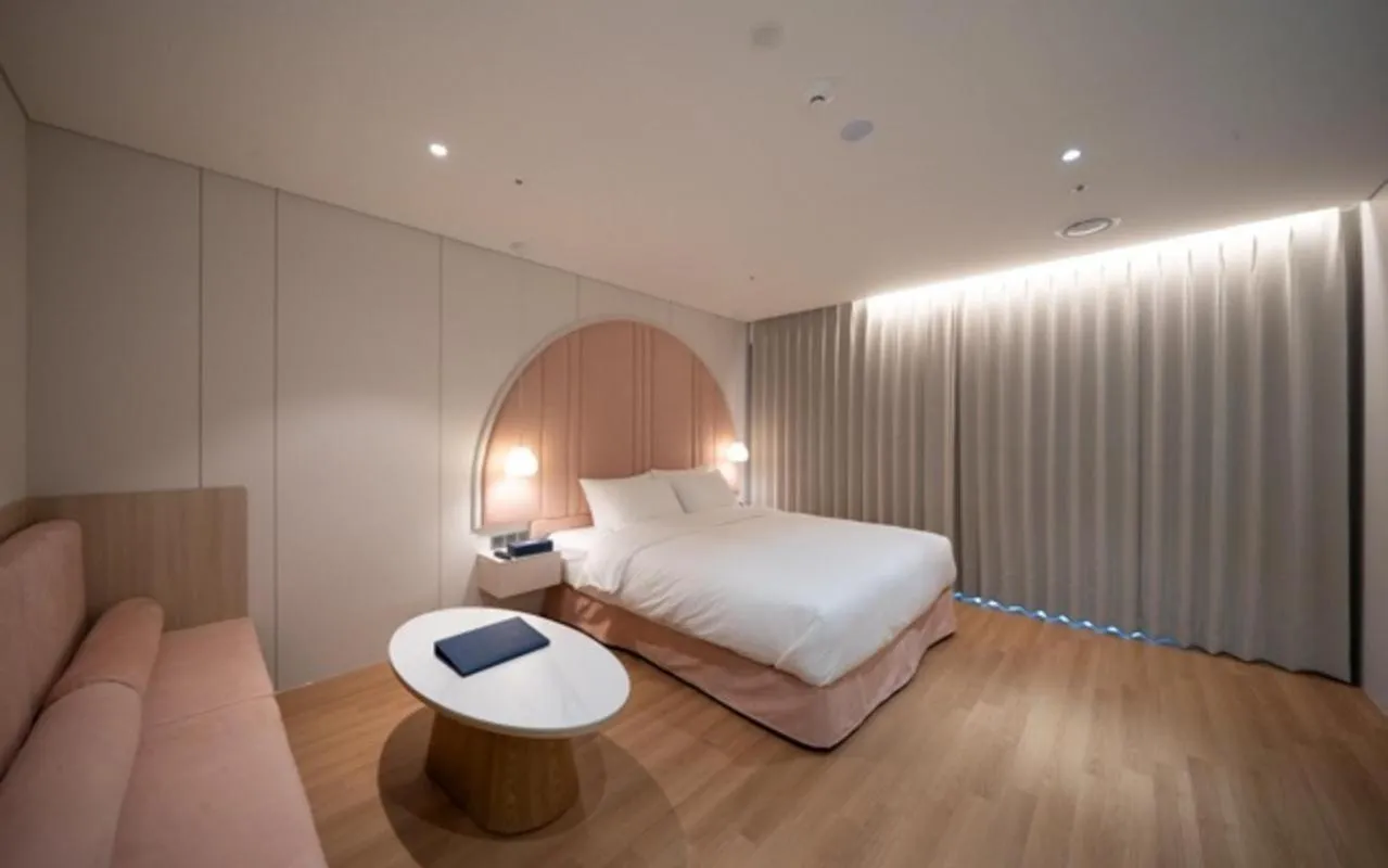 Bed in Daegu Hyeonpung Prana Hotel