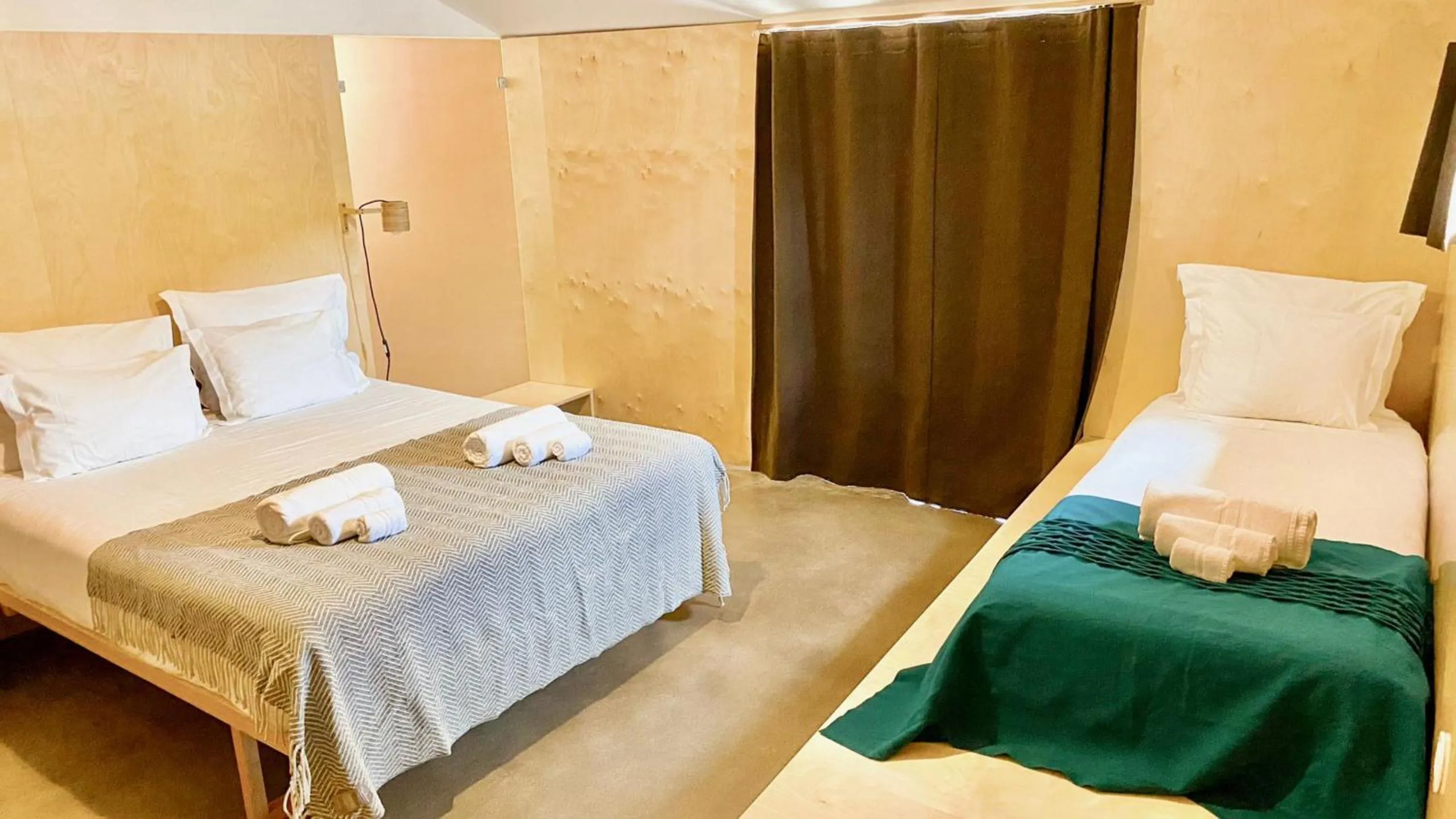 Bed in Colmeal Countryside Hotel