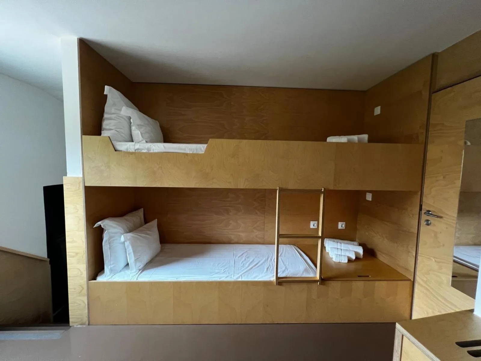 Bed in Colmeal Countryside Hotel