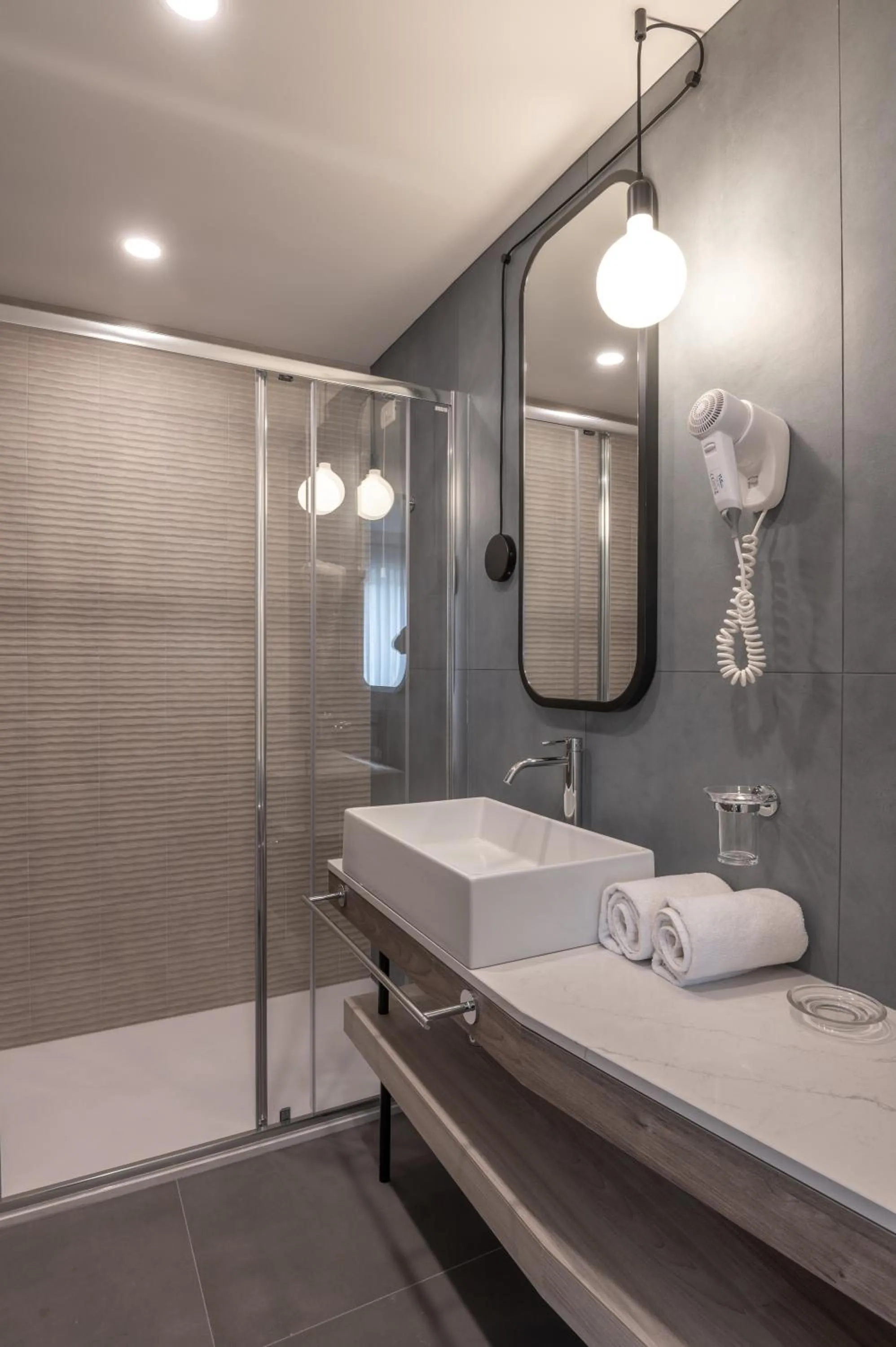 Bathroom in Hotel Europa