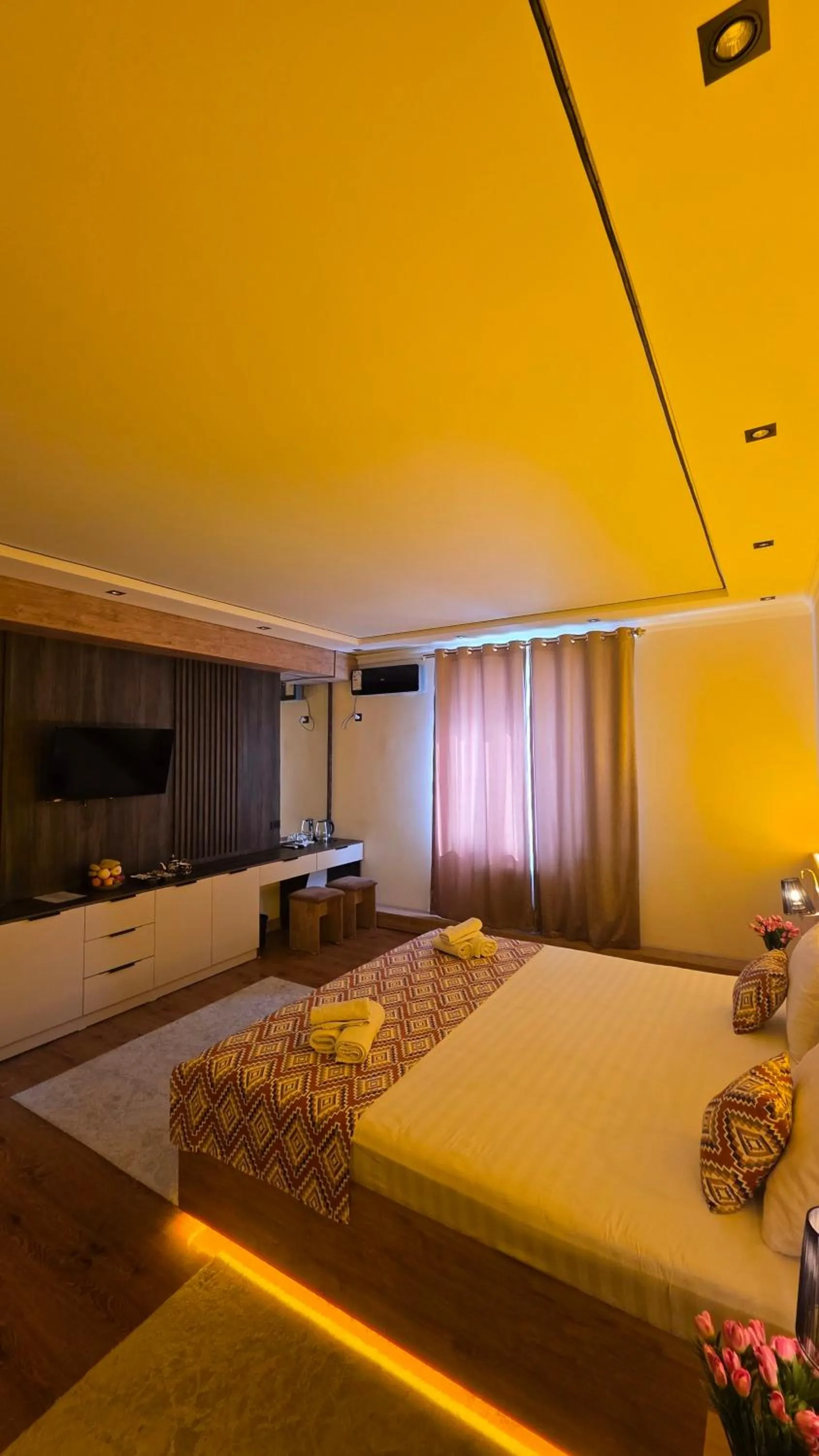 View (from property/room), Bed in Hotel Euro Asia Khiva - Ichan Qala