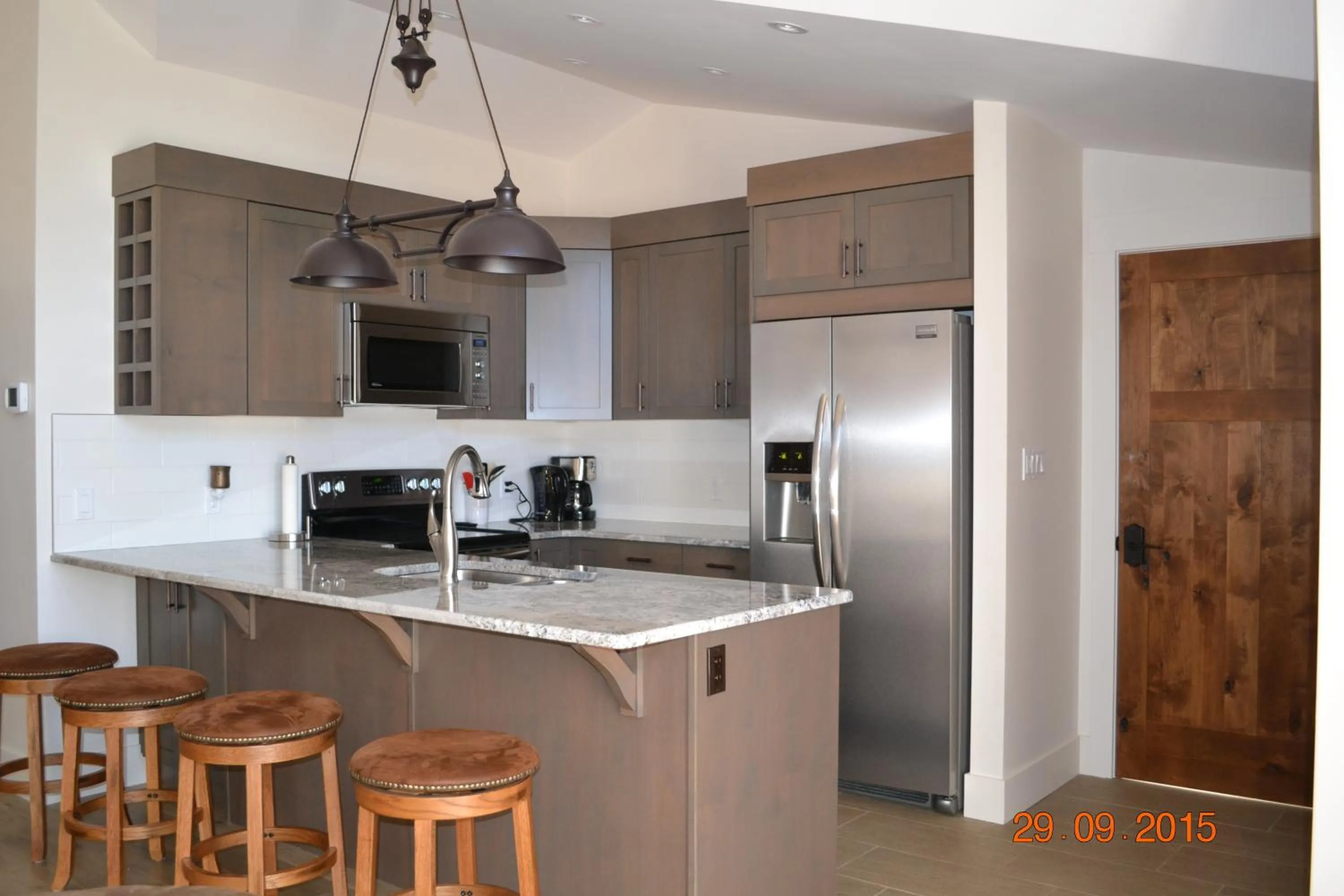 Kitchen or kitchenette in Radium Elk Park B & B