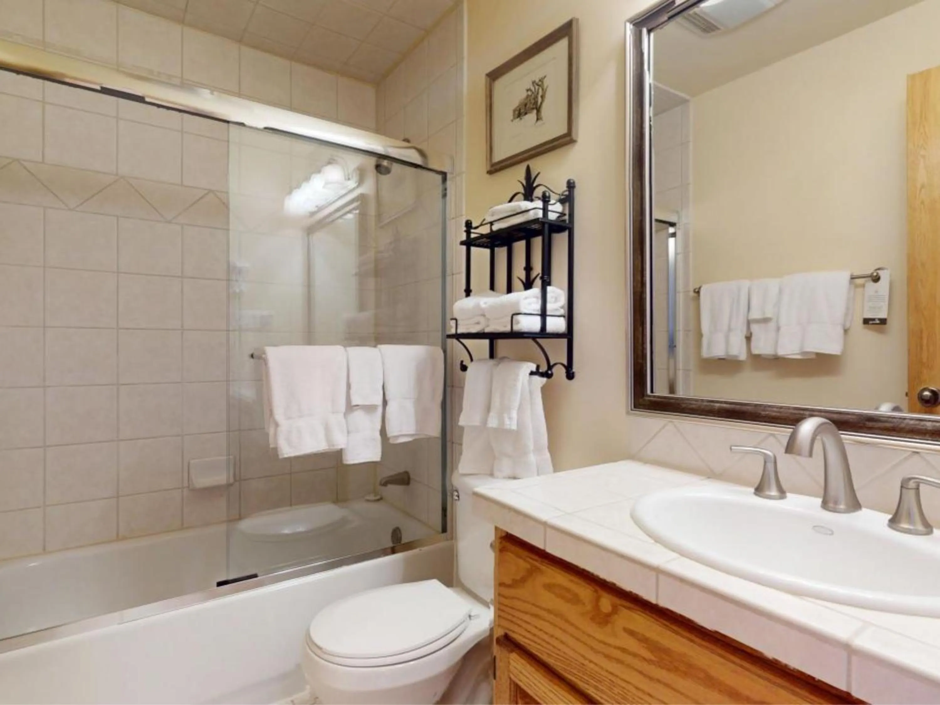 Enzian - CoralTree Residence Collection