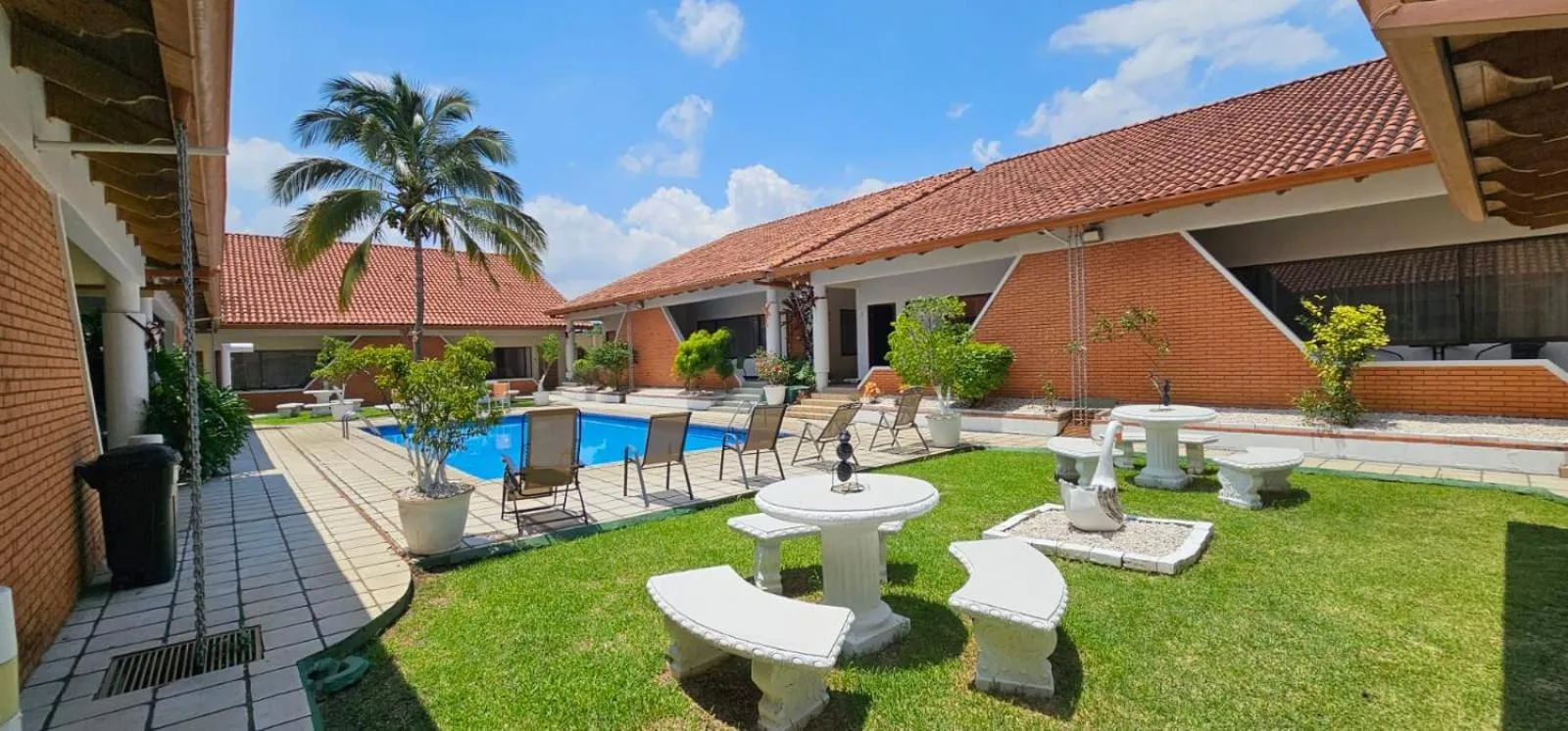 Patio in Apartotel Obelisco San José Aeropuerto