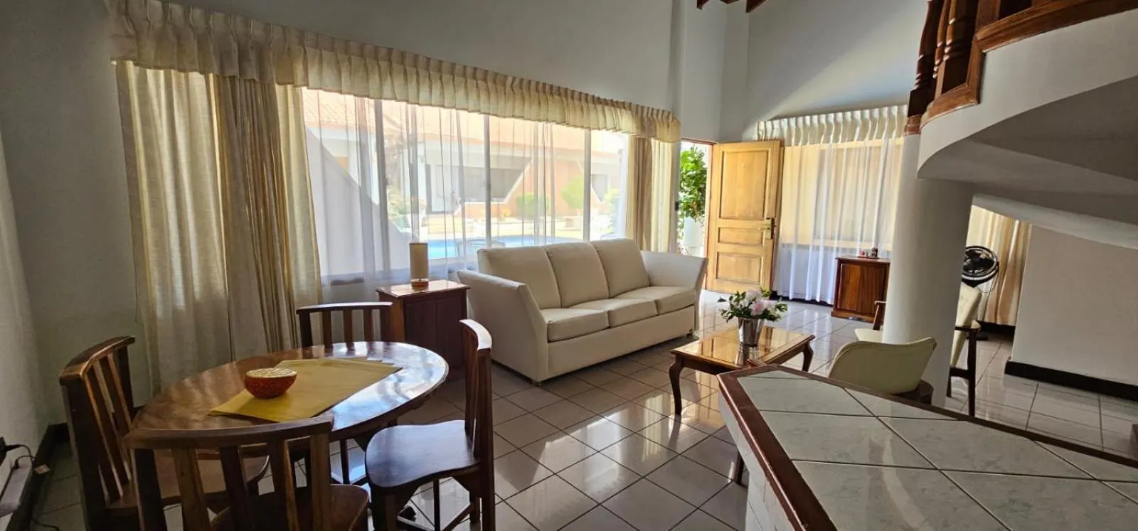 Living room, Bed in Apartotel Obelisco San José Aeropuerto