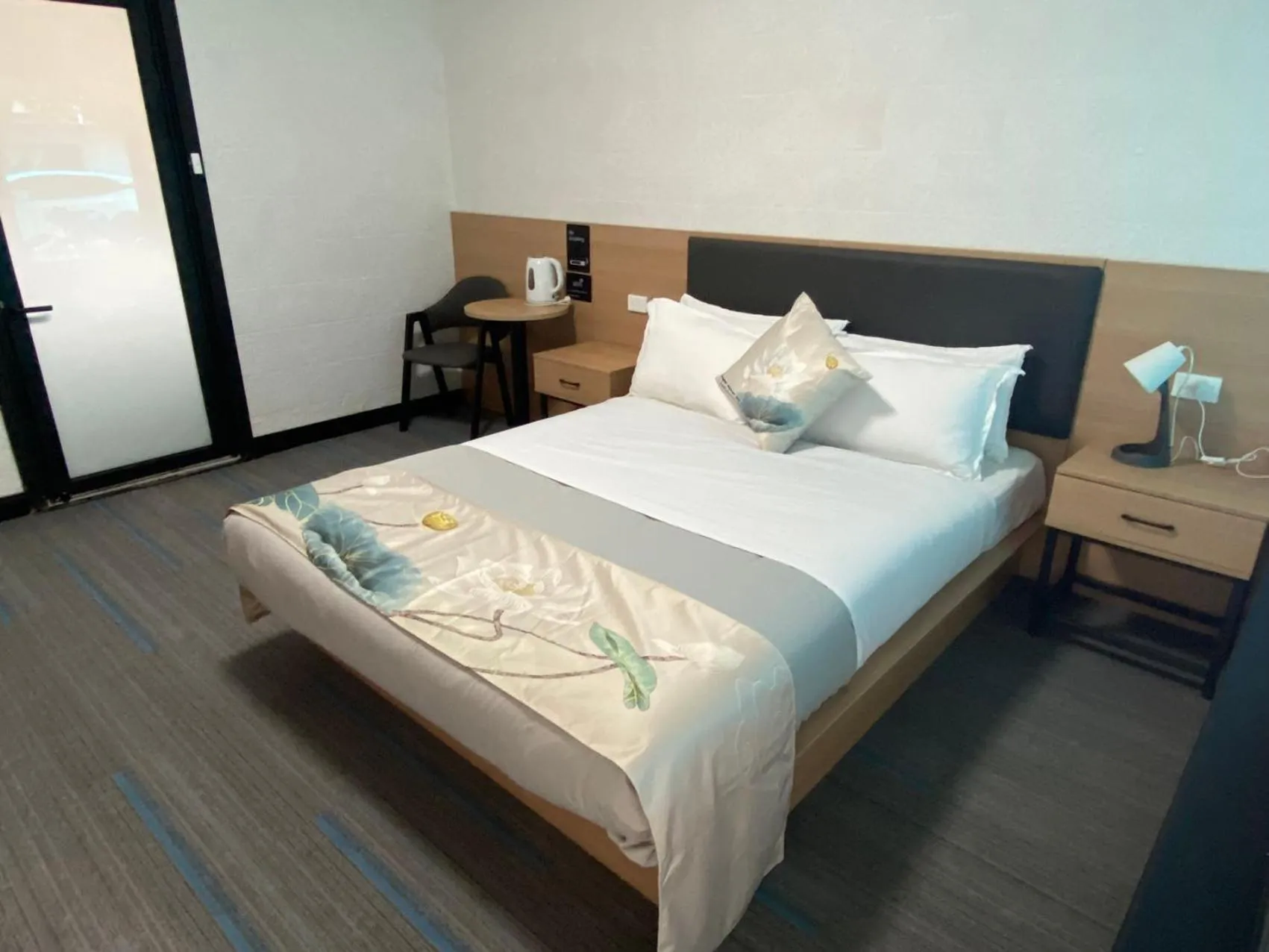 Bedroom, Bed in Jasper Motor Inn