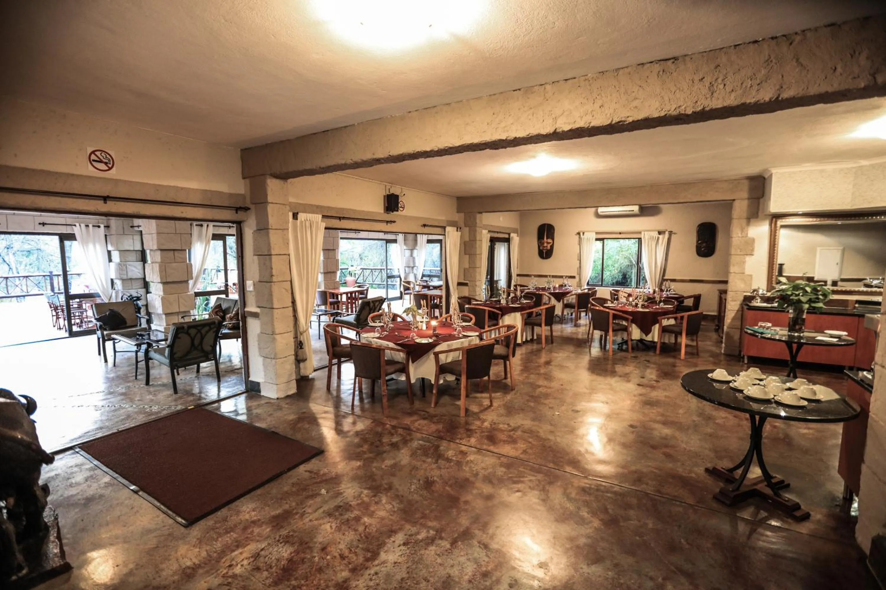 Restaurant/places to eat in Grand Kruger Lodge and Spa