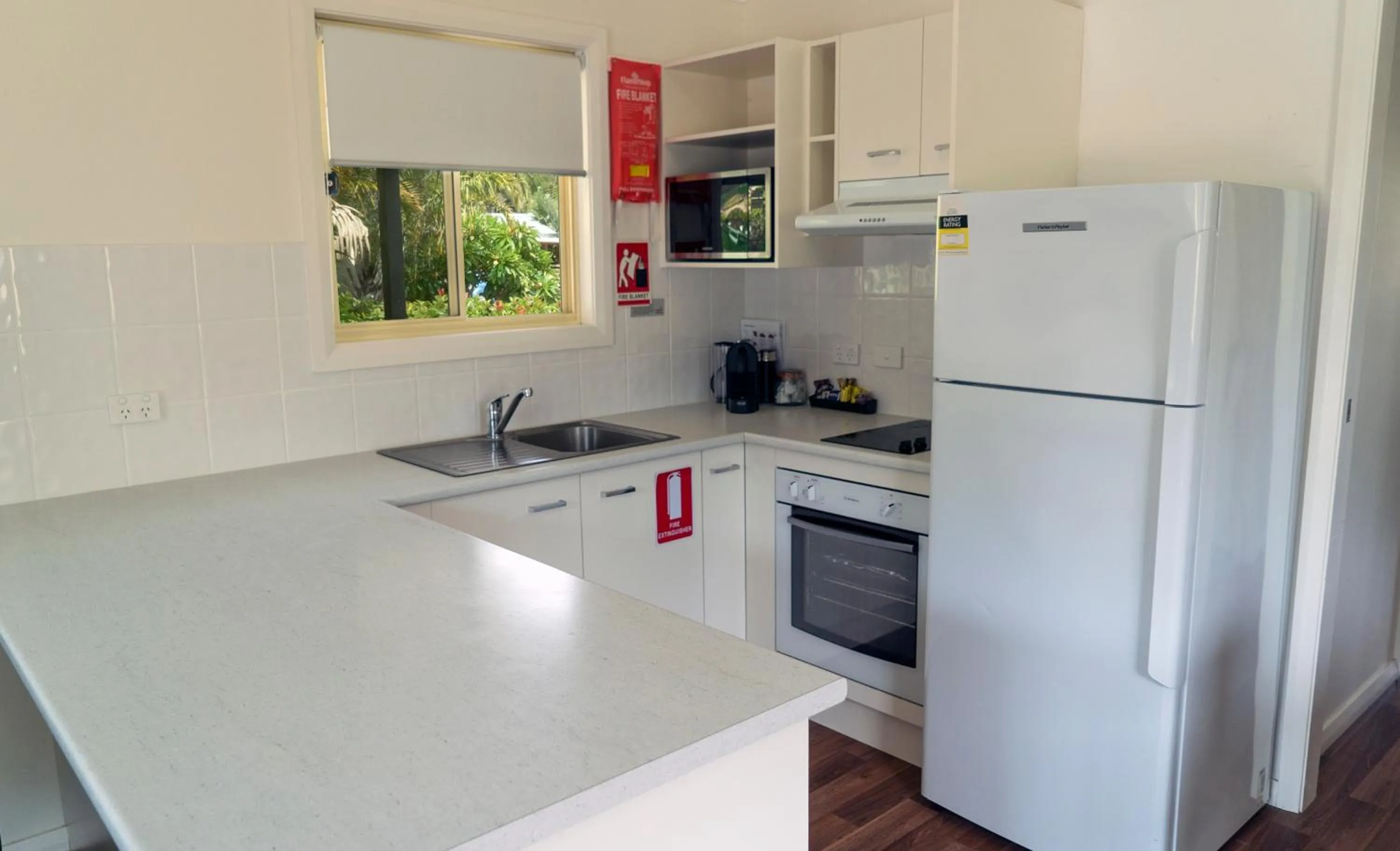 Kitchen or kitchenette in Ingenia Holidays Soldiers Point