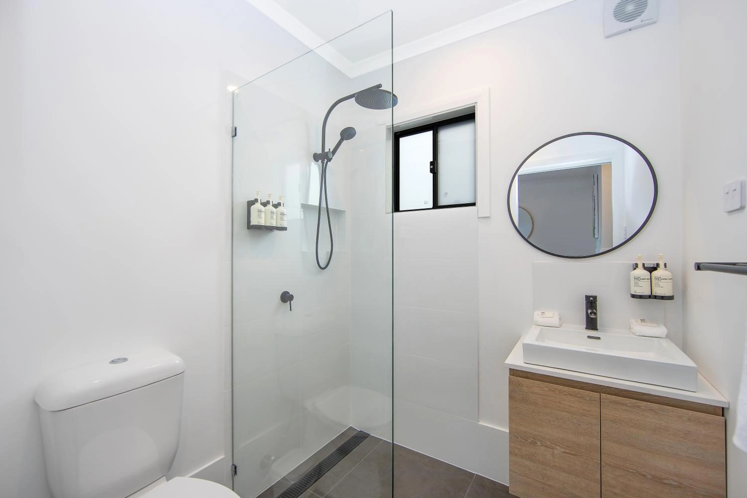 Bathroom in Ingenia Holidays Soldiers Point