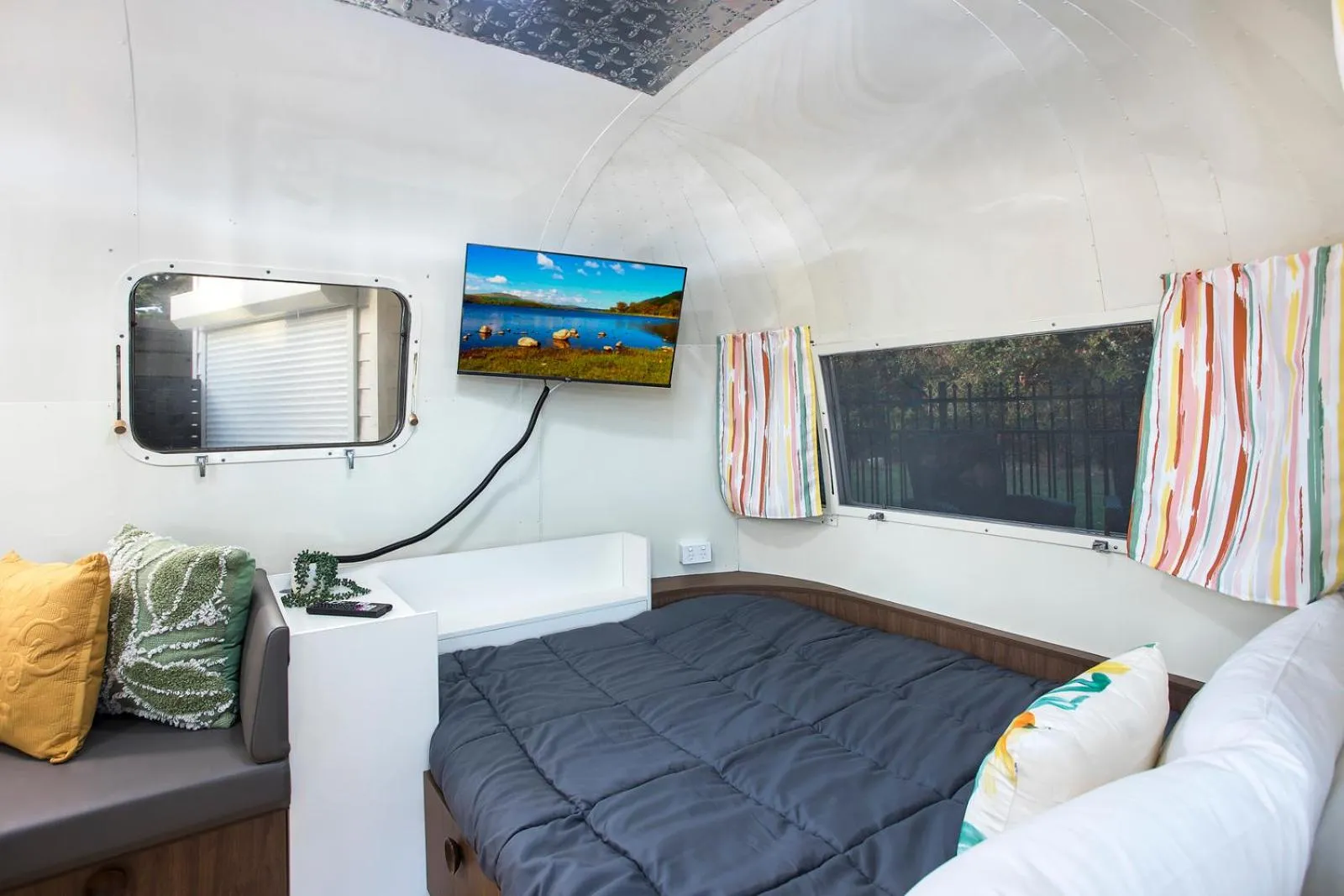 Bed in Ingenia Holidays Soldiers Point