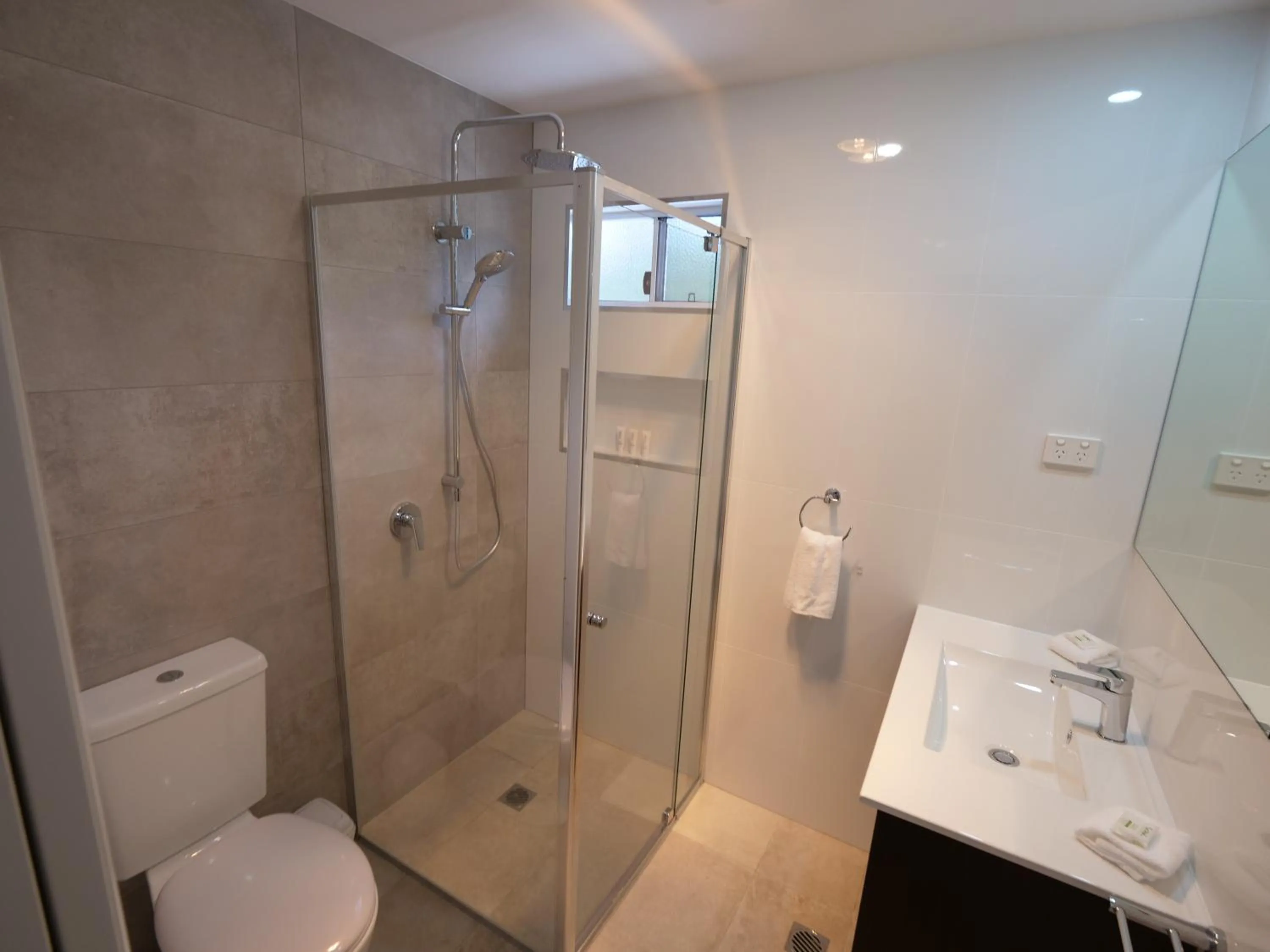 Bathroom in Ingenia Holidays Soldiers Point