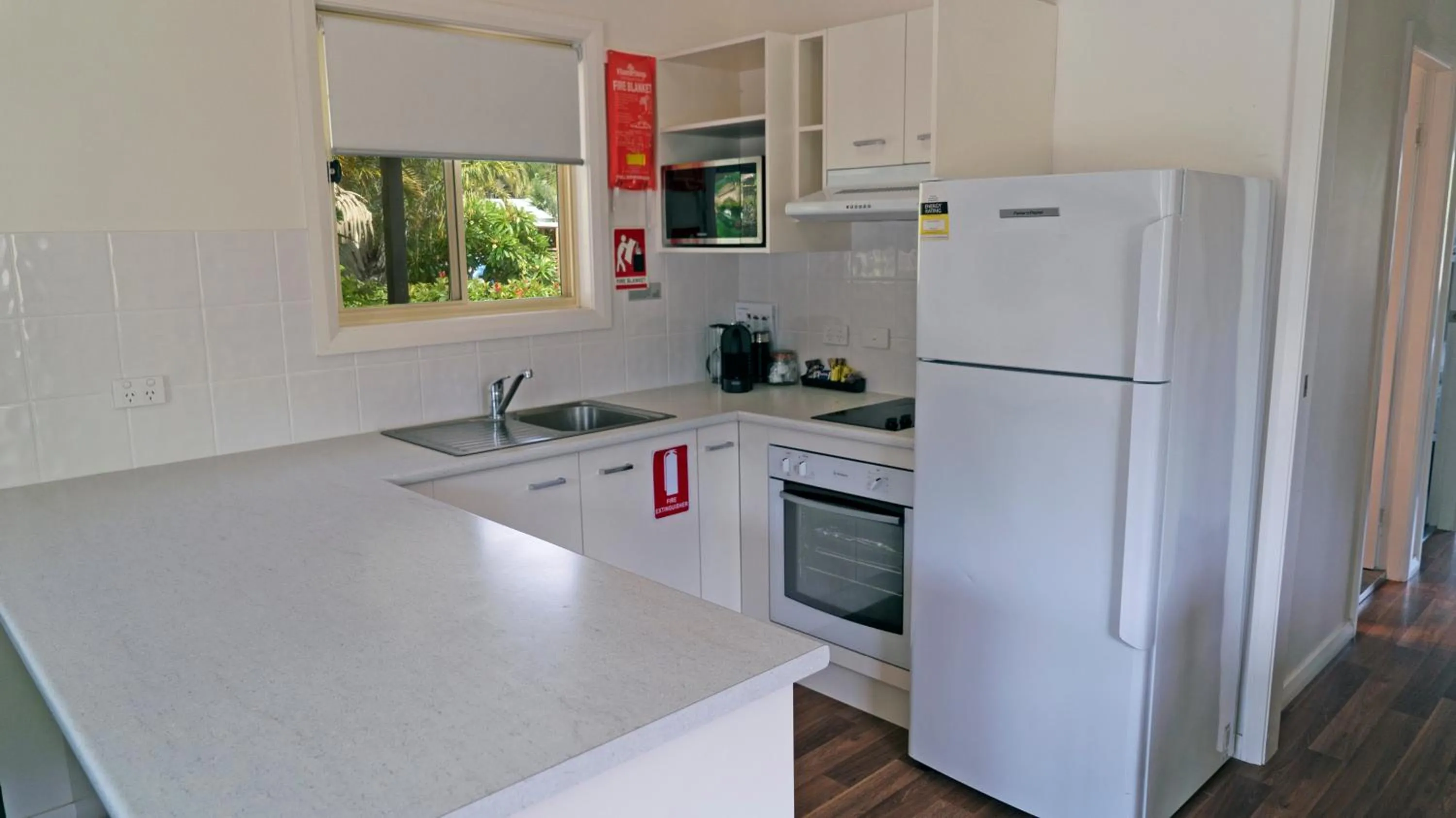 Kitchen or kitchenette in Ingenia Holidays Soldiers Point