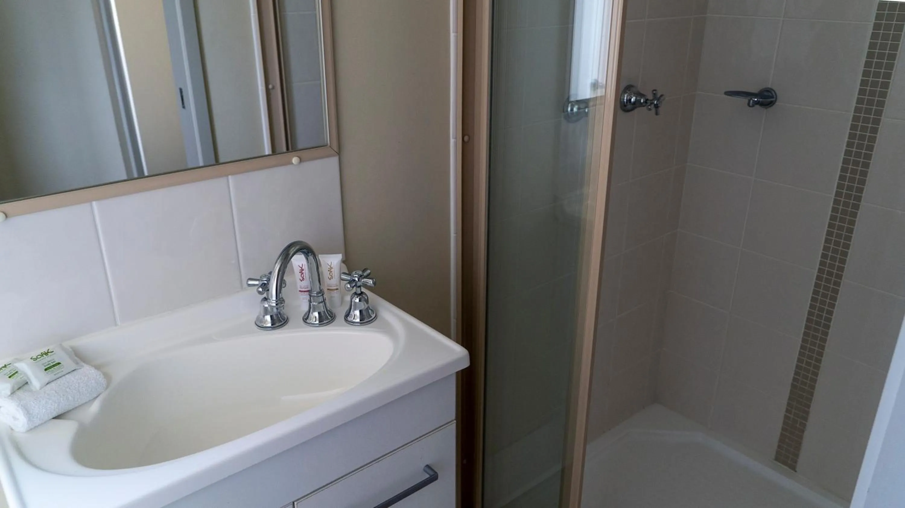 Bathroom in Ingenia Holidays Soldiers Point