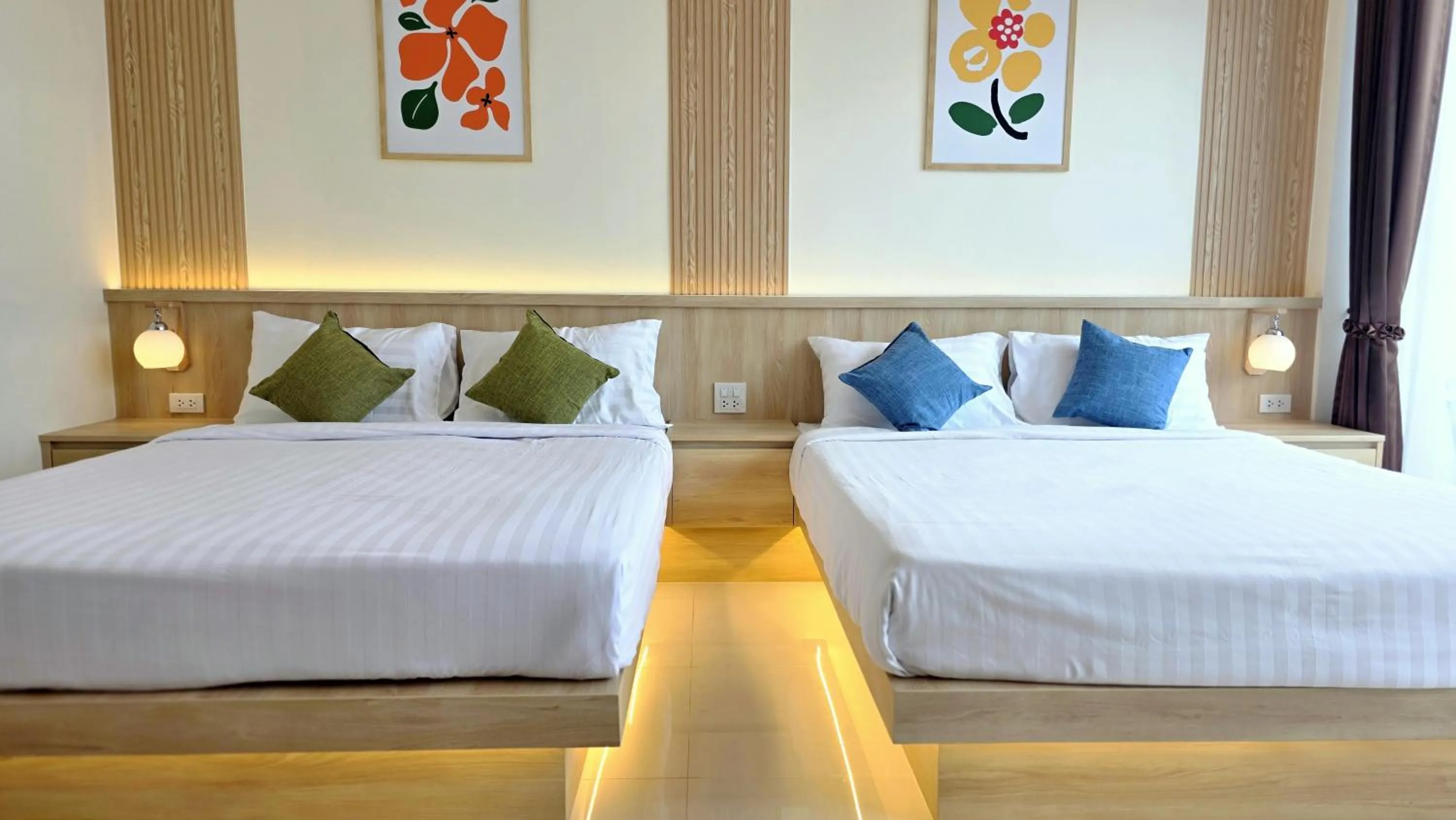 Bed in Samed Port View