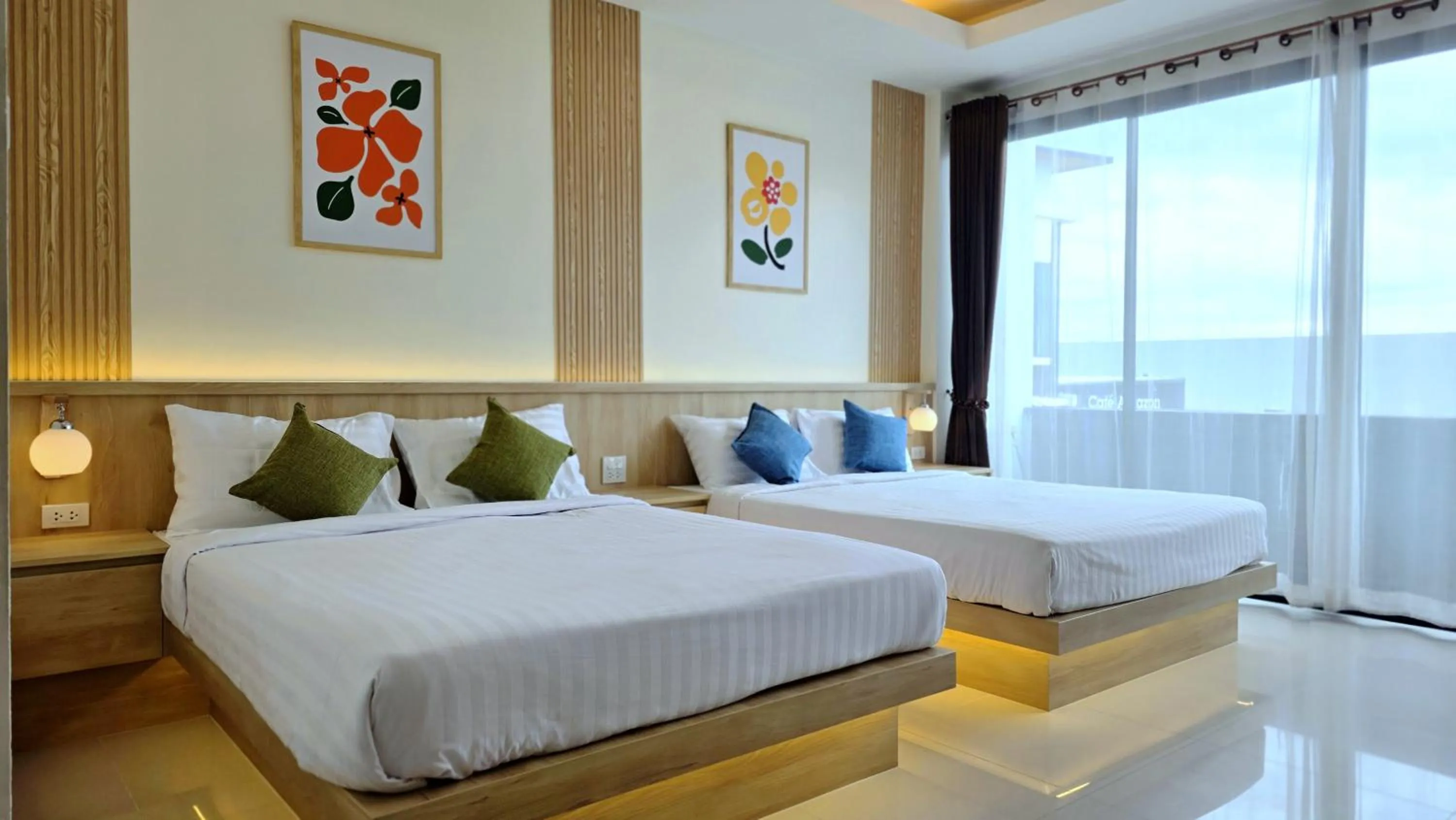 Bed in Samed Port View