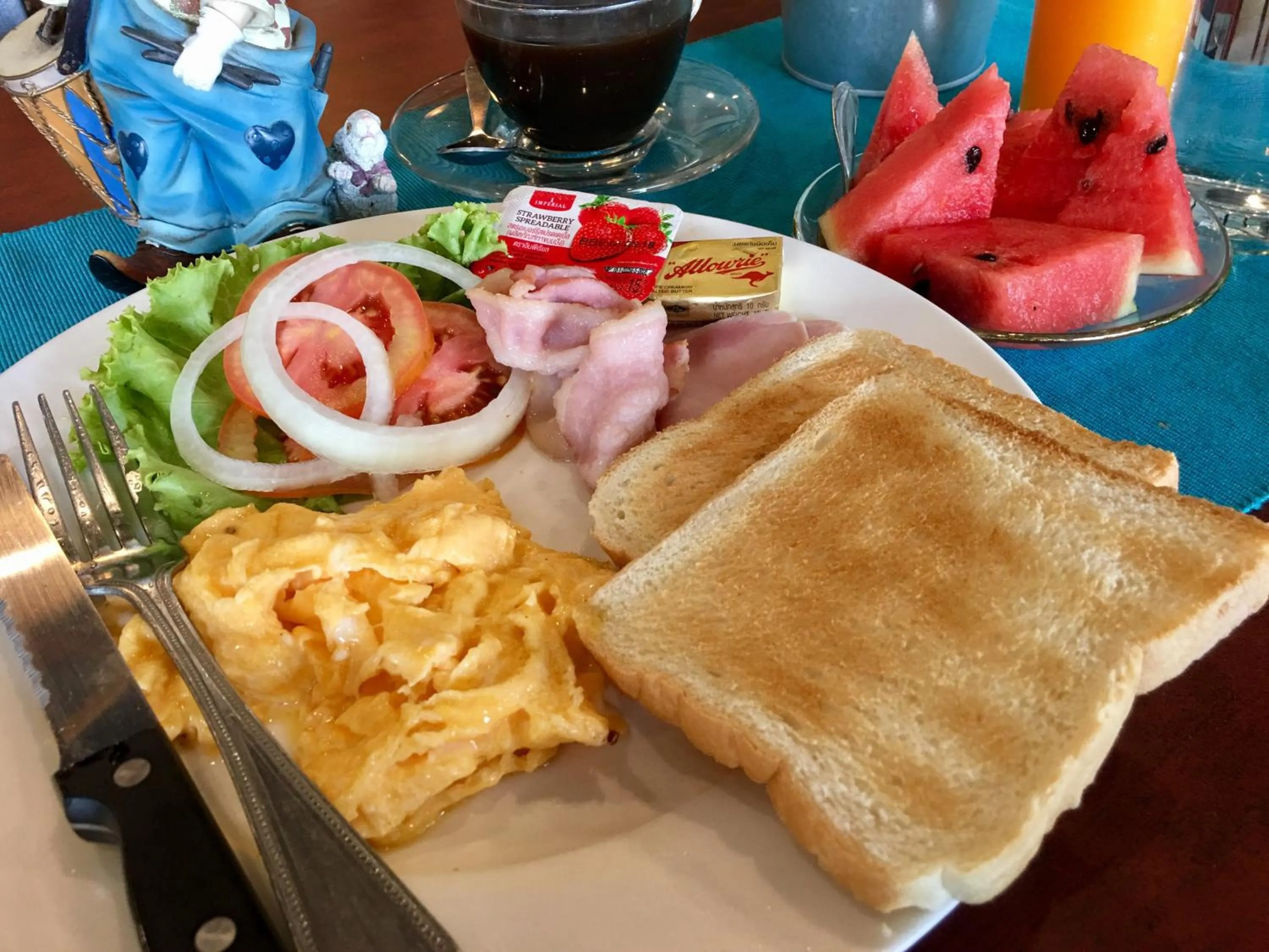 Food in Samed Port View