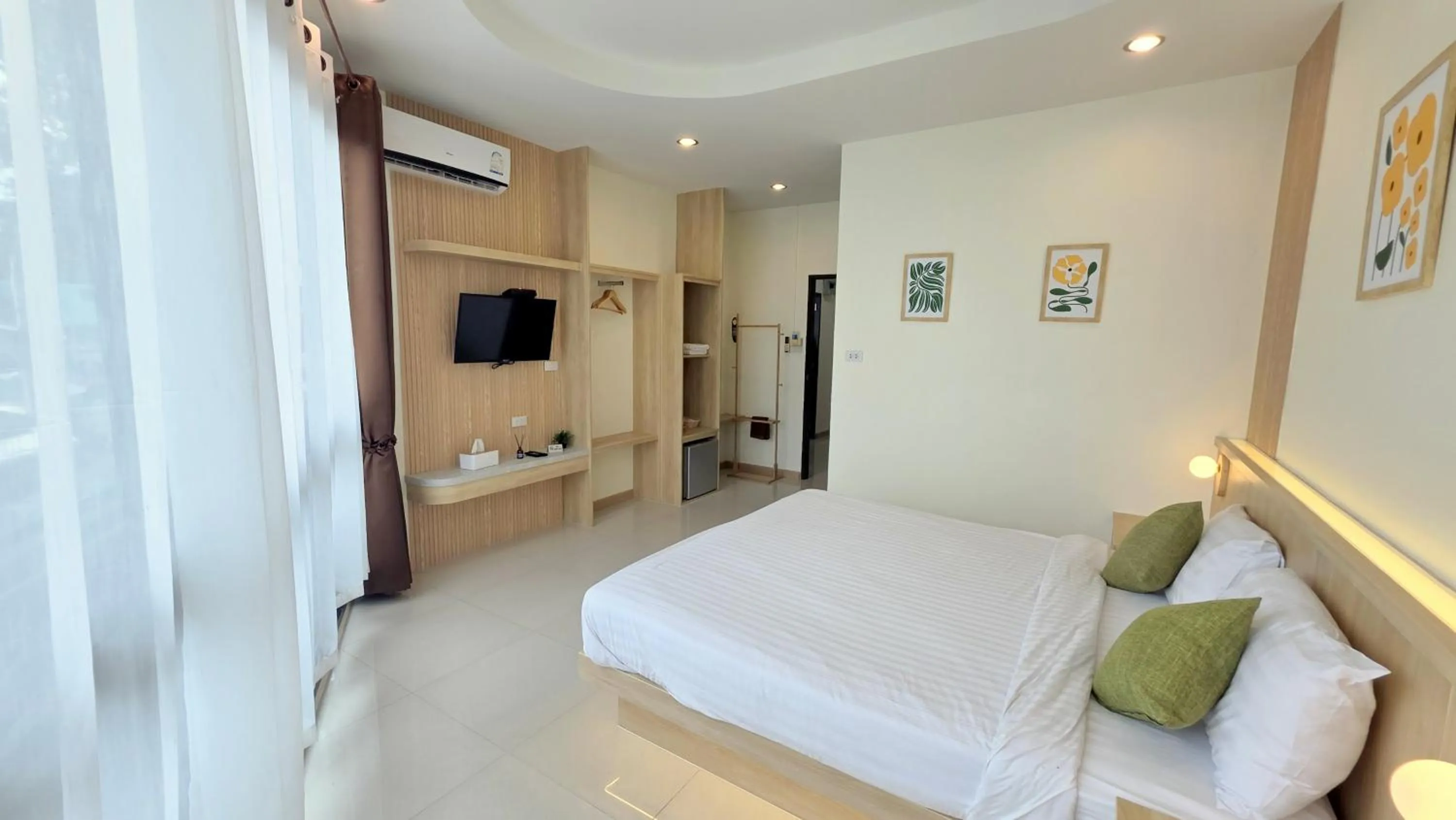 Bed in Samed Port View