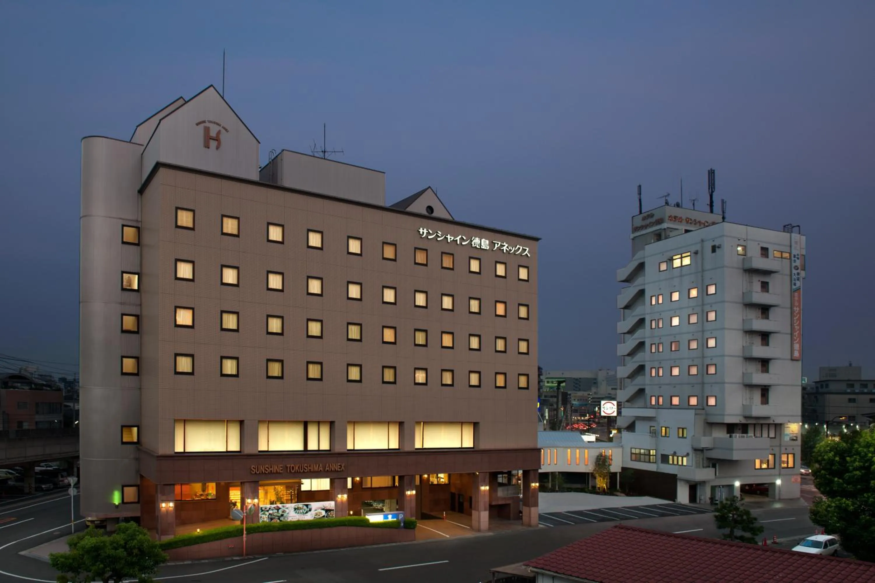 Facade/entrance in Hotel Sunshine Tokushima