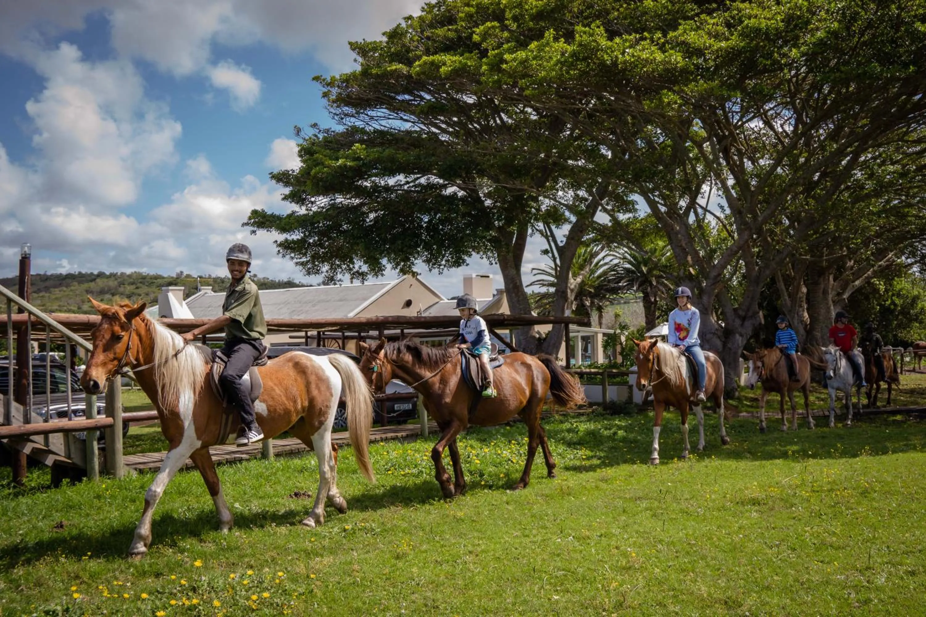 Horse-riding in Oyster Bay Lodge