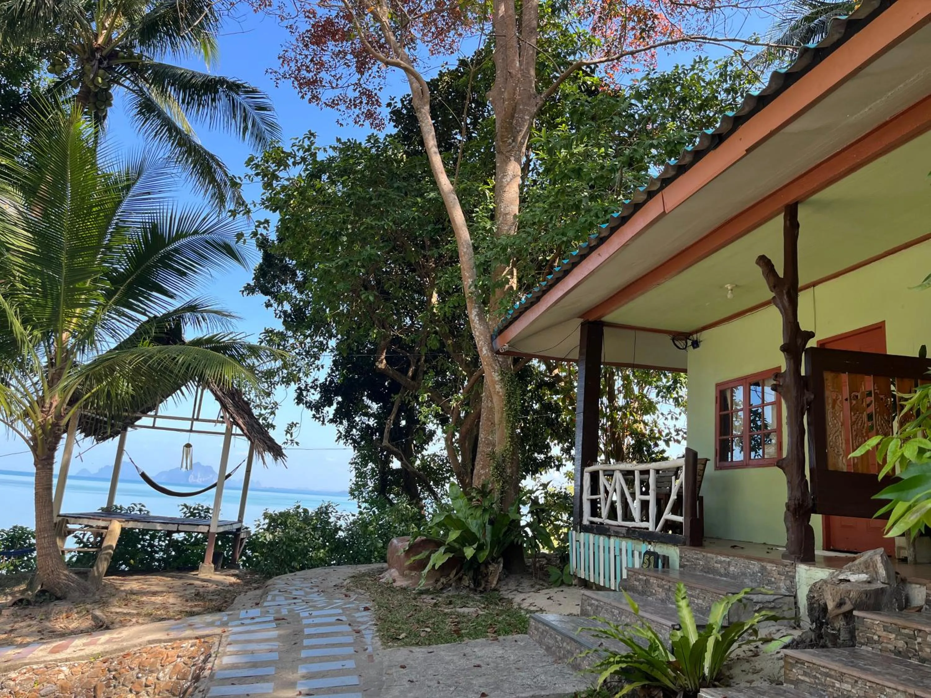 Koh Mook Garden Beach Resort