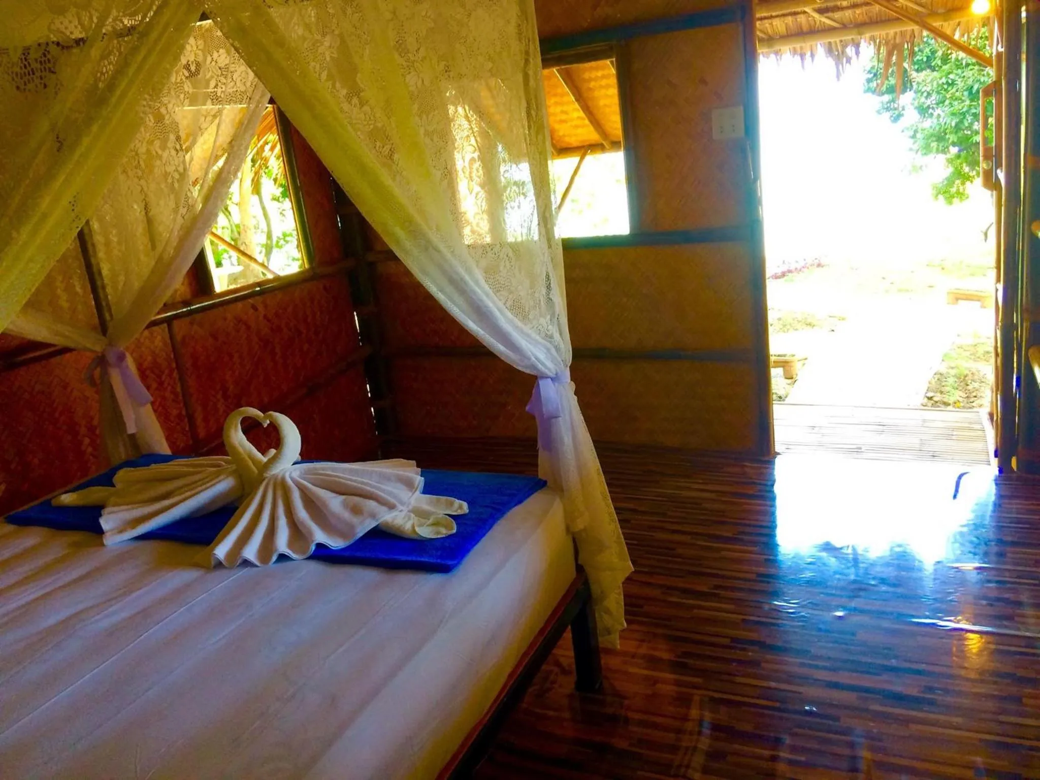 Bed in Koh Mook Garden Beach Resort