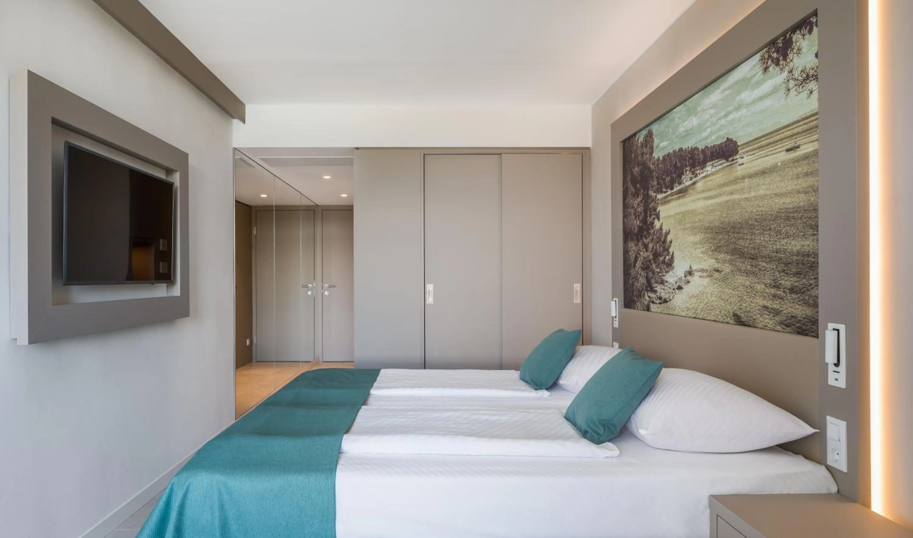 Photo of the whole room, Bed in BRETANIDE Sport & Wellness Resort - All Inclusive