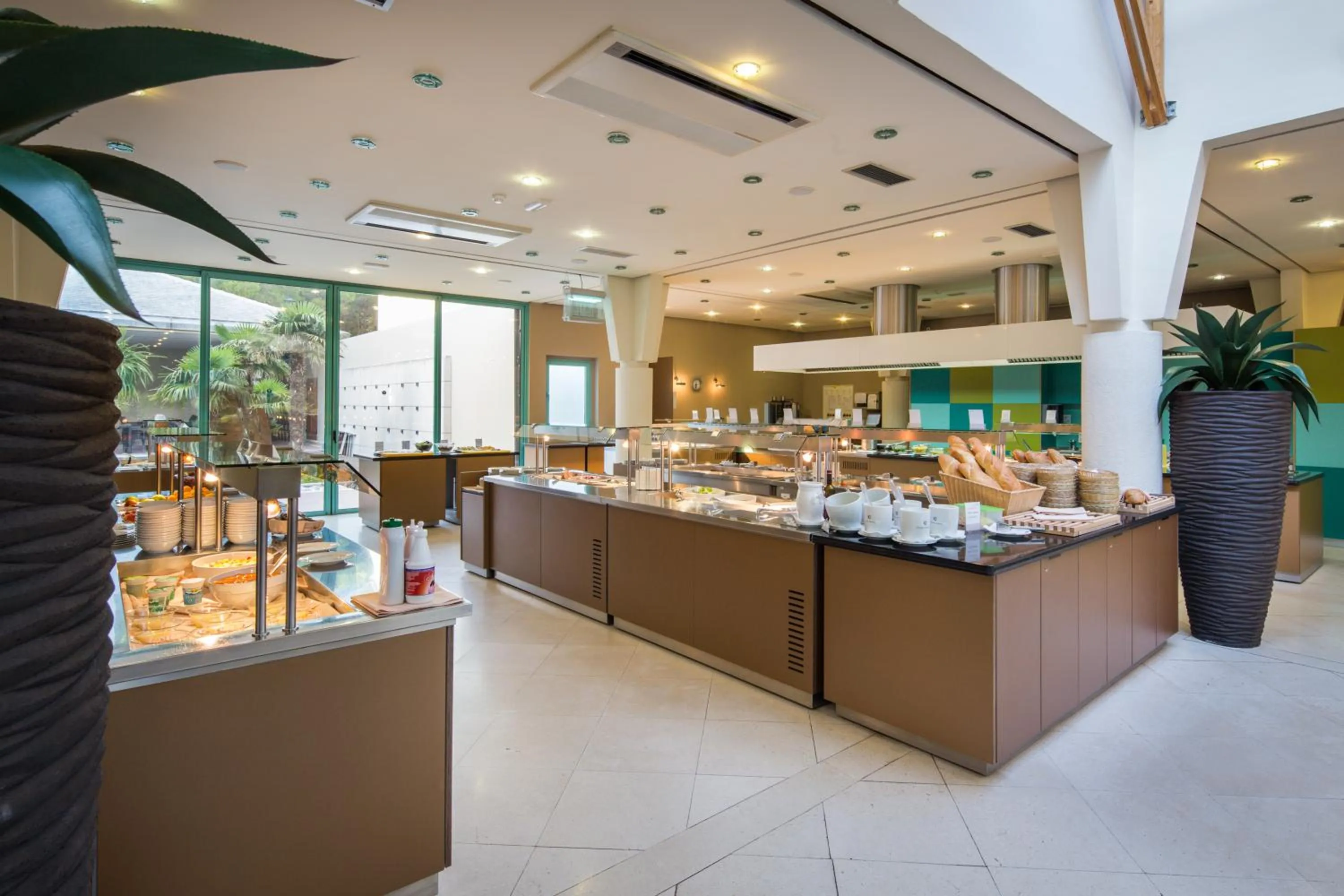 Breakfast in BRETANIDE Sport & Wellness Resort - All Inclusive