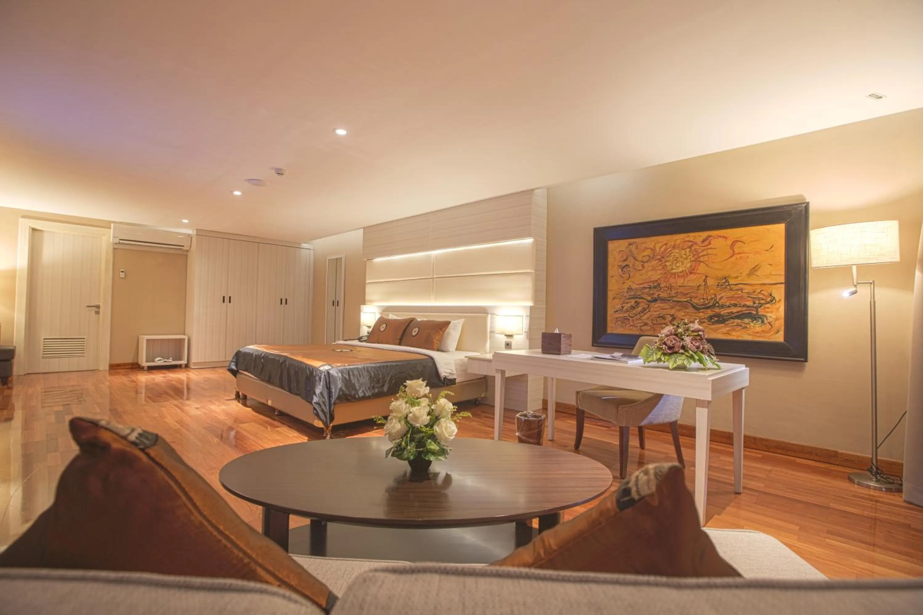 Bedroom, Bed in Sotis Hotel Kupang