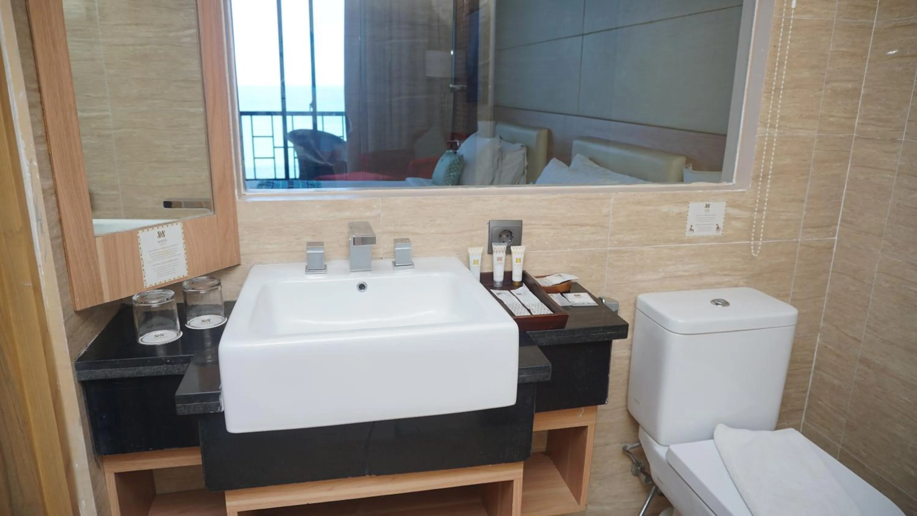 Bathroom in Sotis Hotel Kupang