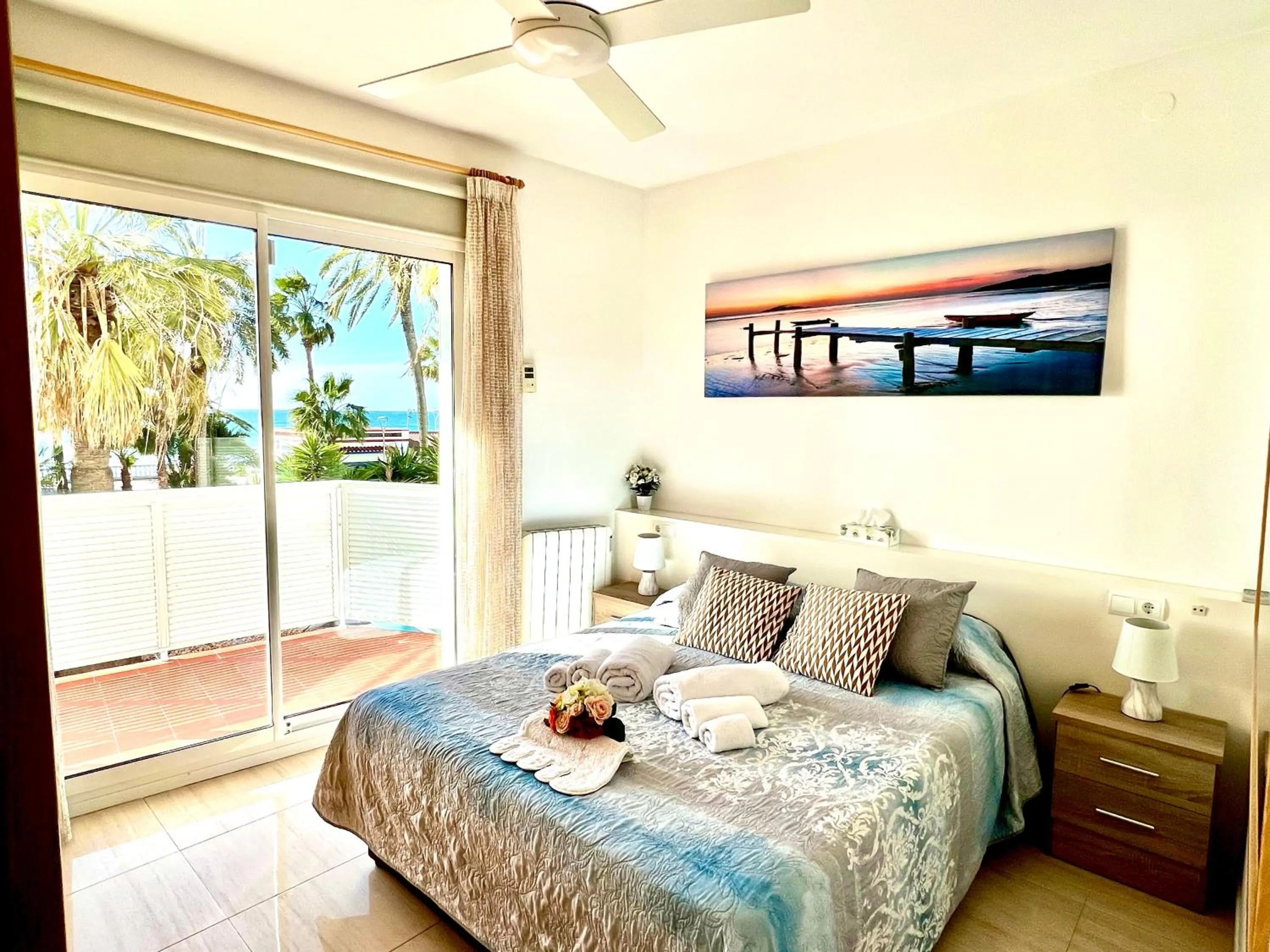 Bed in Sitges Seafront RIBERA