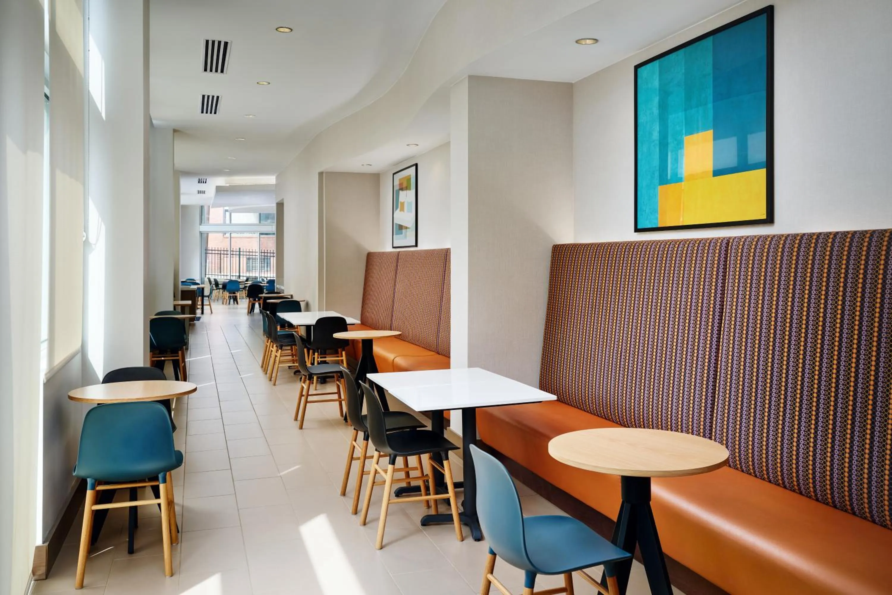 Restaurant/places to eat in Hyatt House Atlanta Downtown