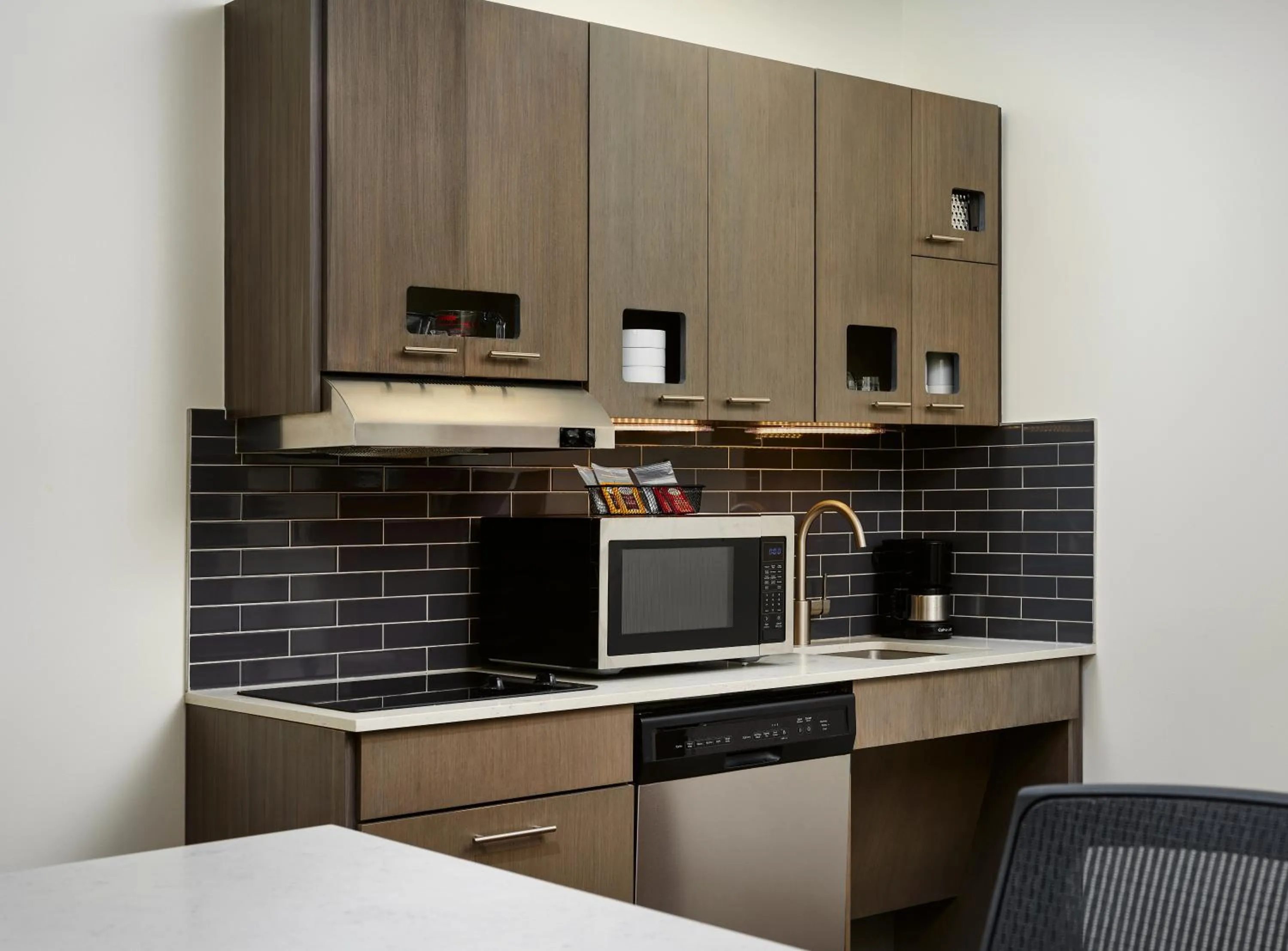 kitchen in Hyatt House Atlanta Downtown