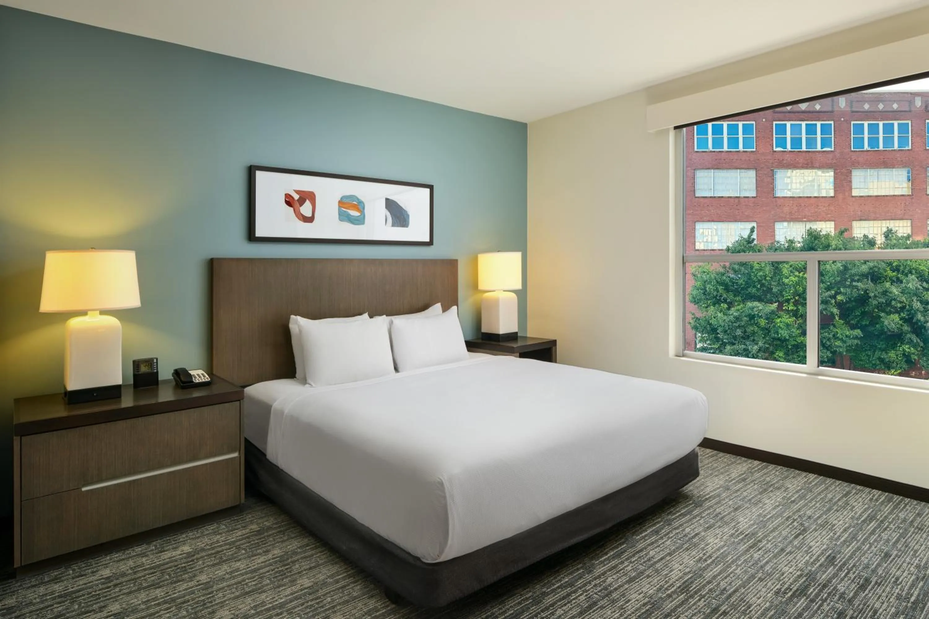 Bedroom, Bed in Hyatt House Atlanta Downtown