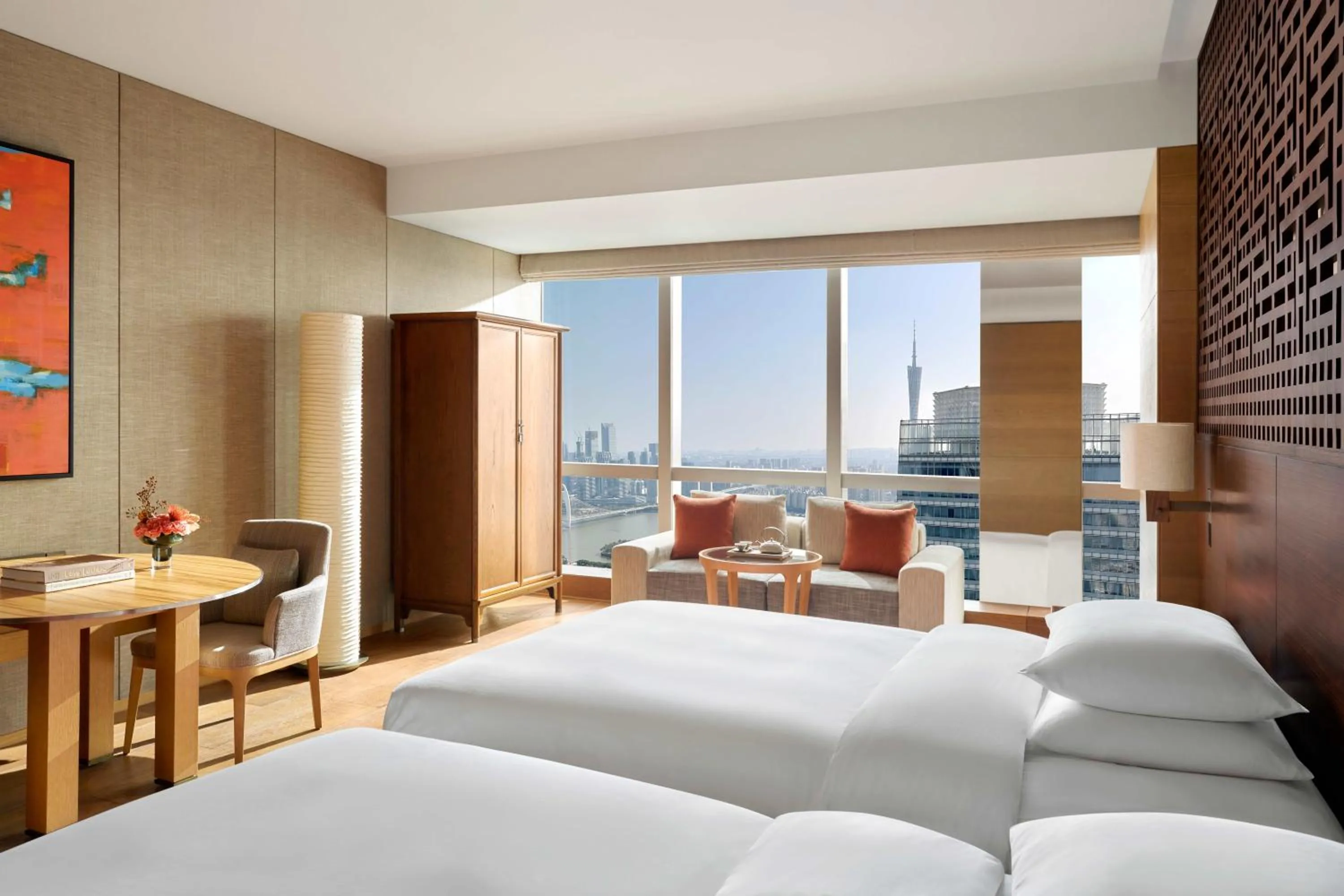 Photo of the whole room, Bed in Park Hyatt Guangzhou