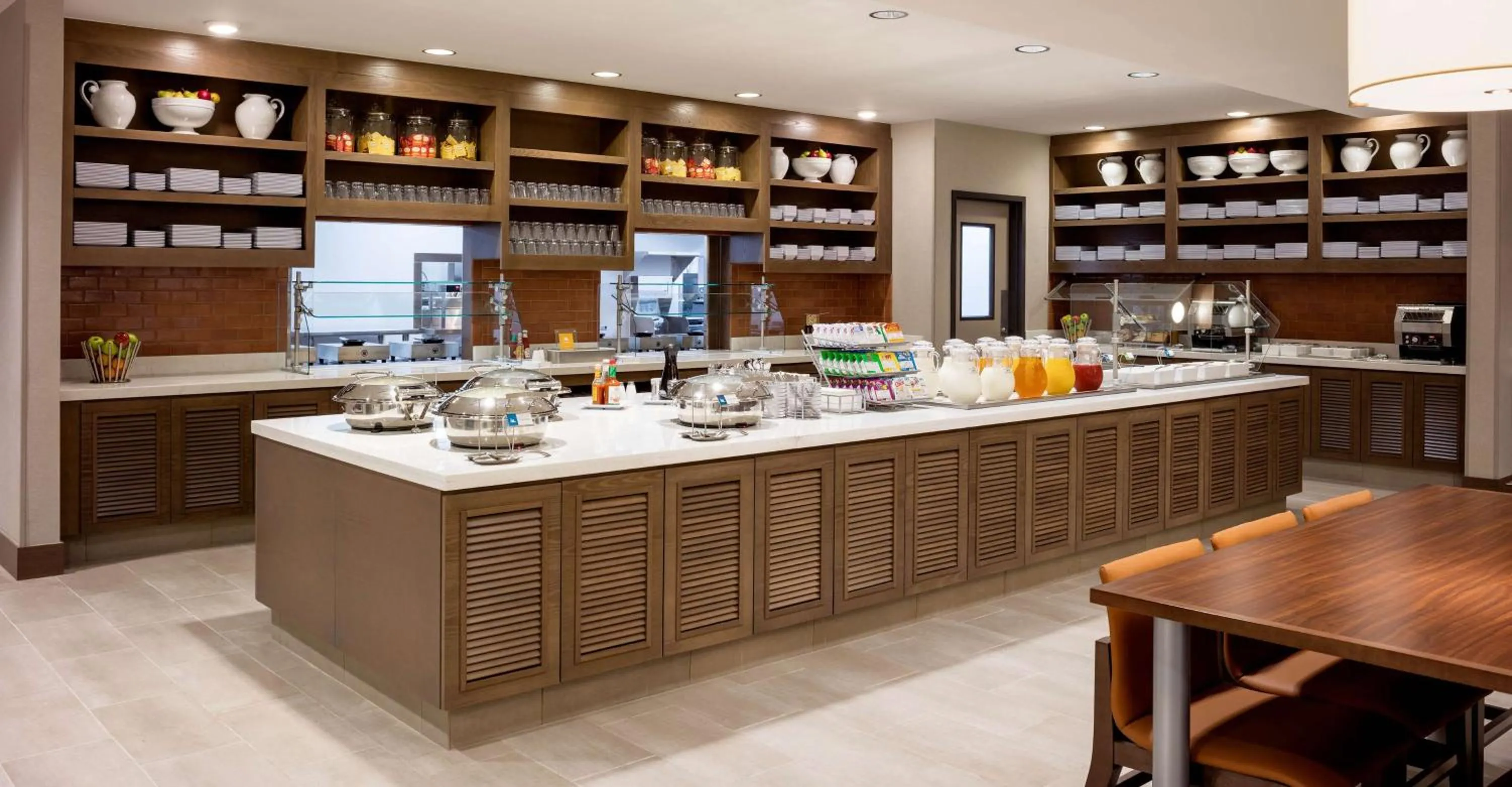 Restaurant/places to eat in Hyatt House New Orleans Downtown