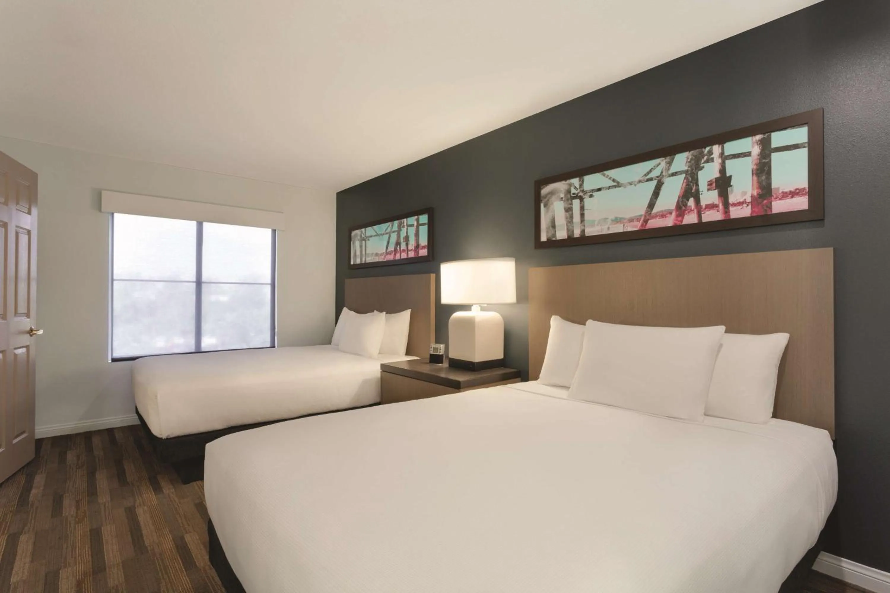 Bedroom, Bed in Hyatt House Cypress / Anaheim