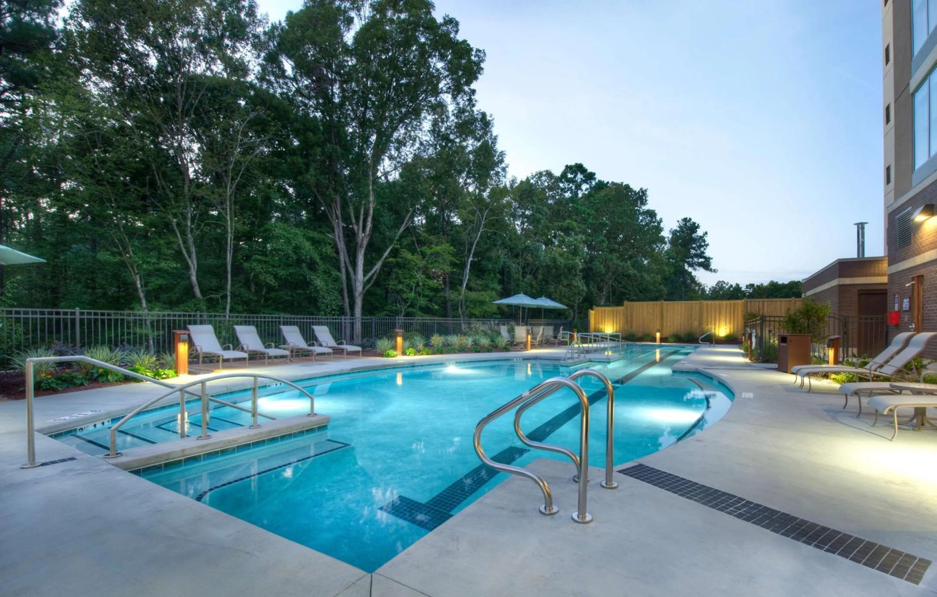 Swimming pool in Hyatt Place Durham Southpoint