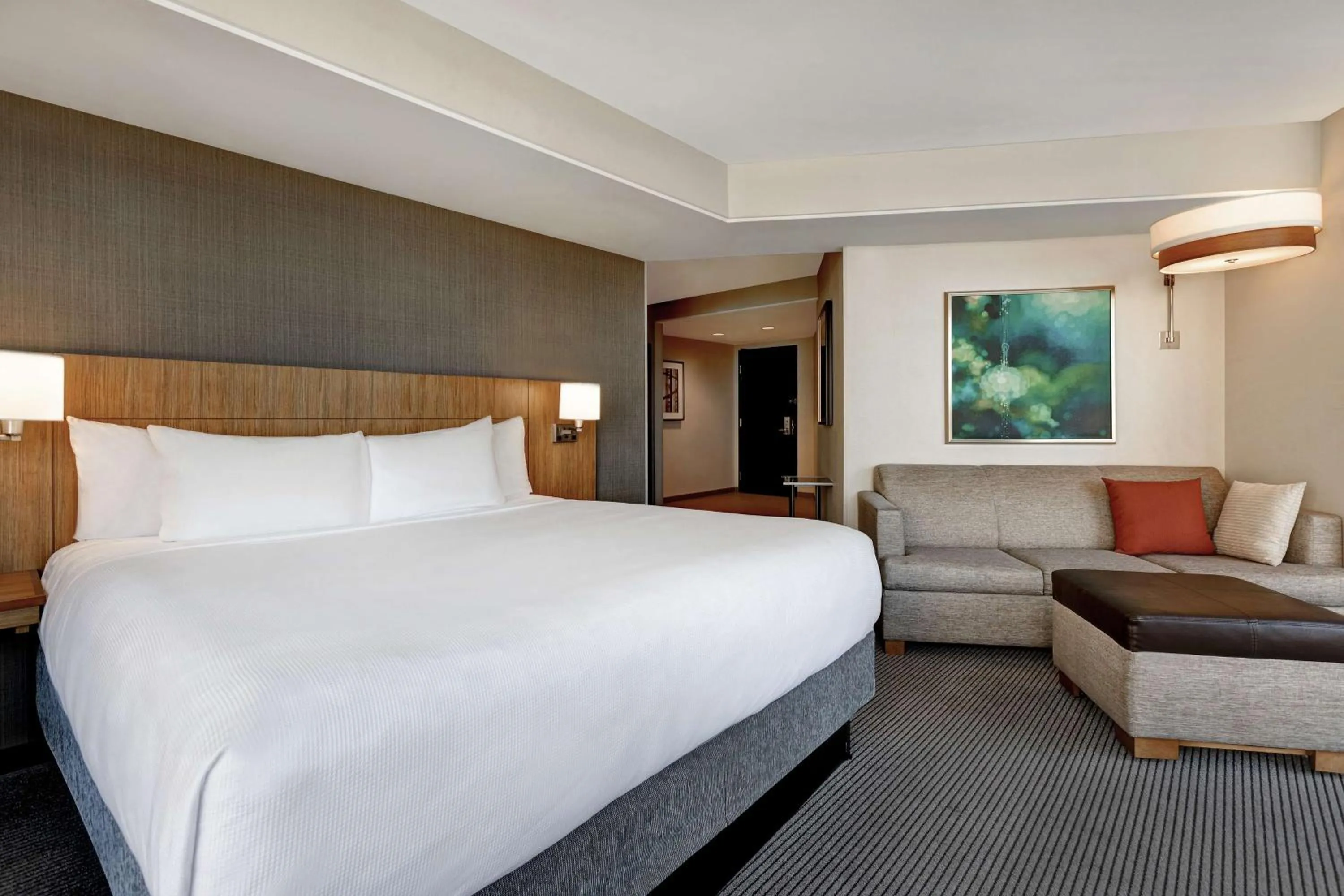 Bedroom, Bed in Hyatt Place Bloomington / Normal