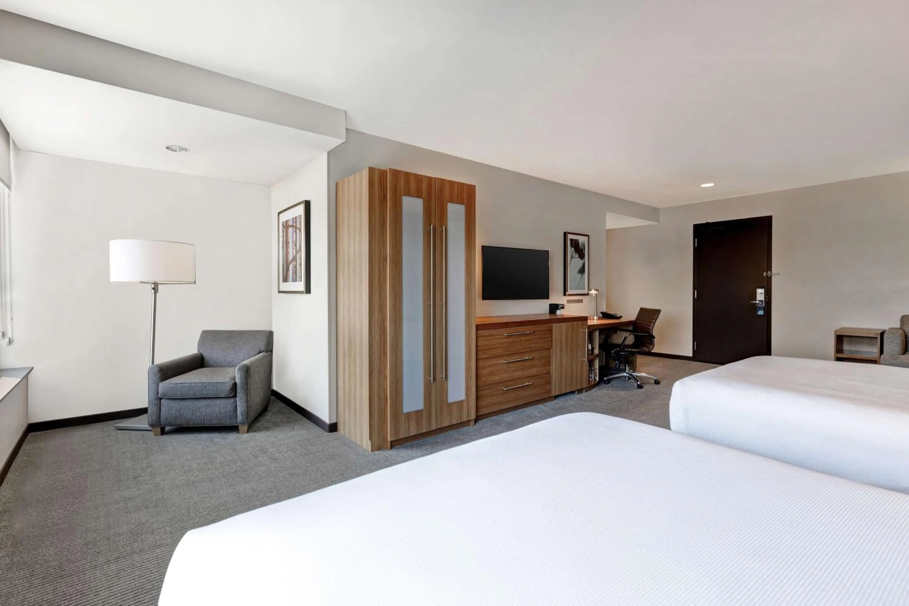 Bedroom, Bed in Hyatt Place Bloomington / Normal