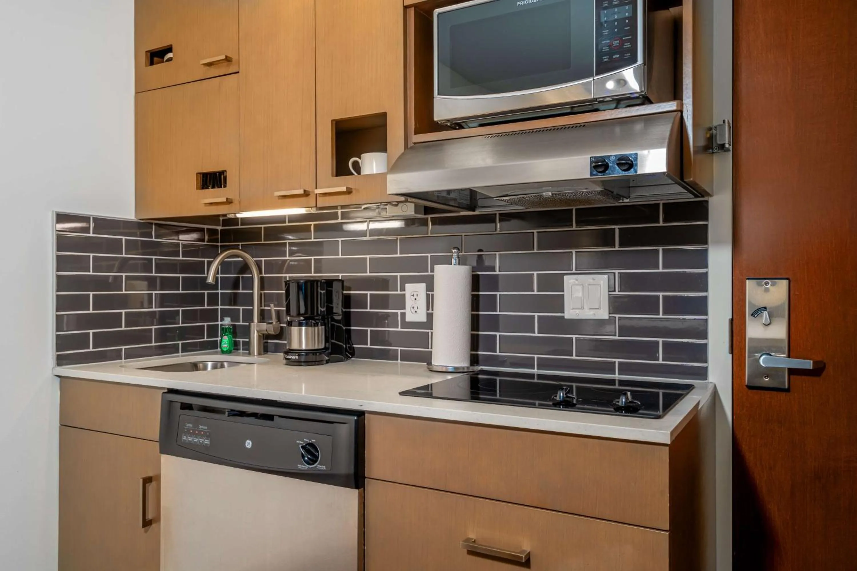 Photo of the whole room in Hyatt House Salt Lake City Downtown