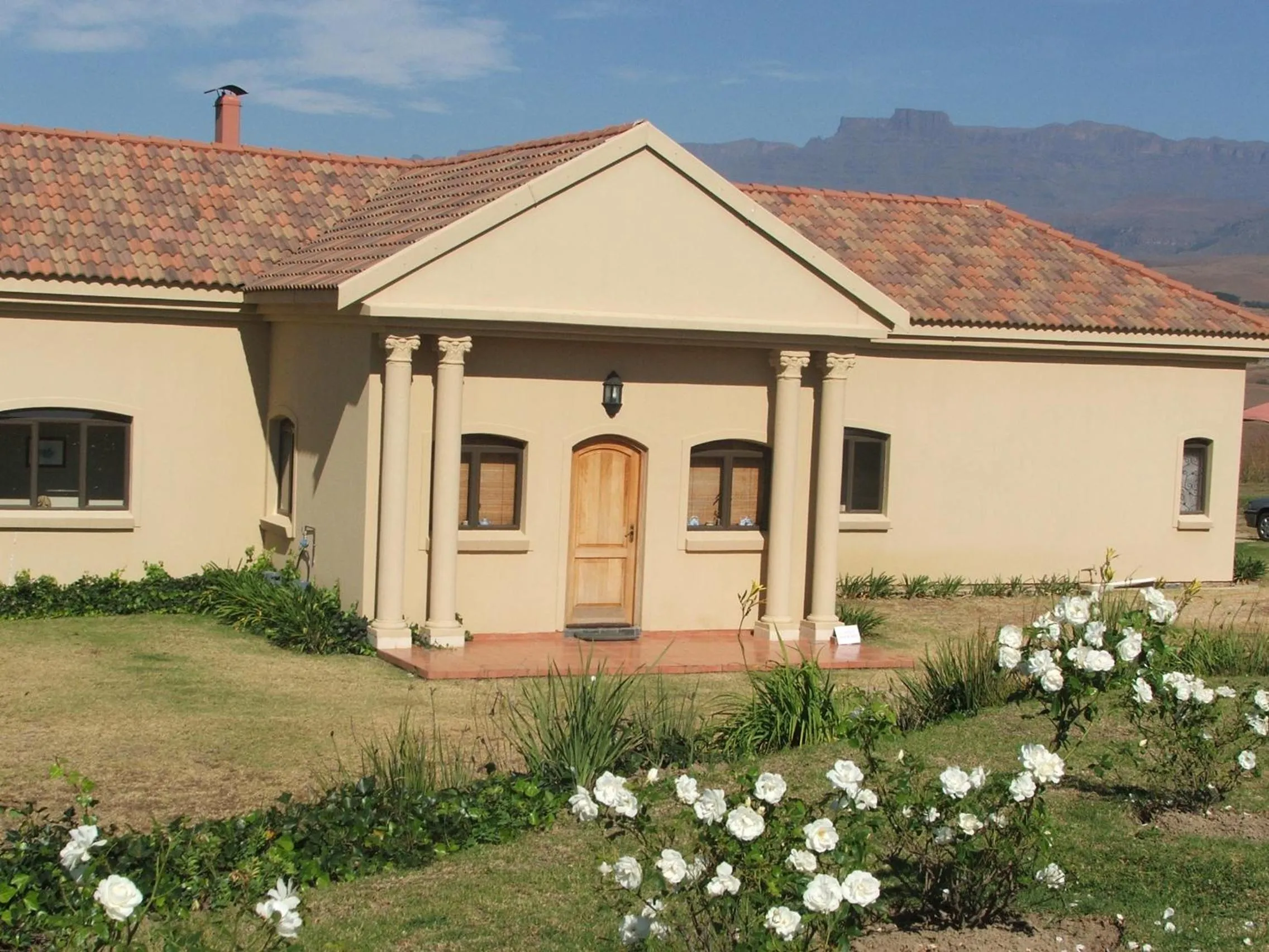 Property building in River Crossing