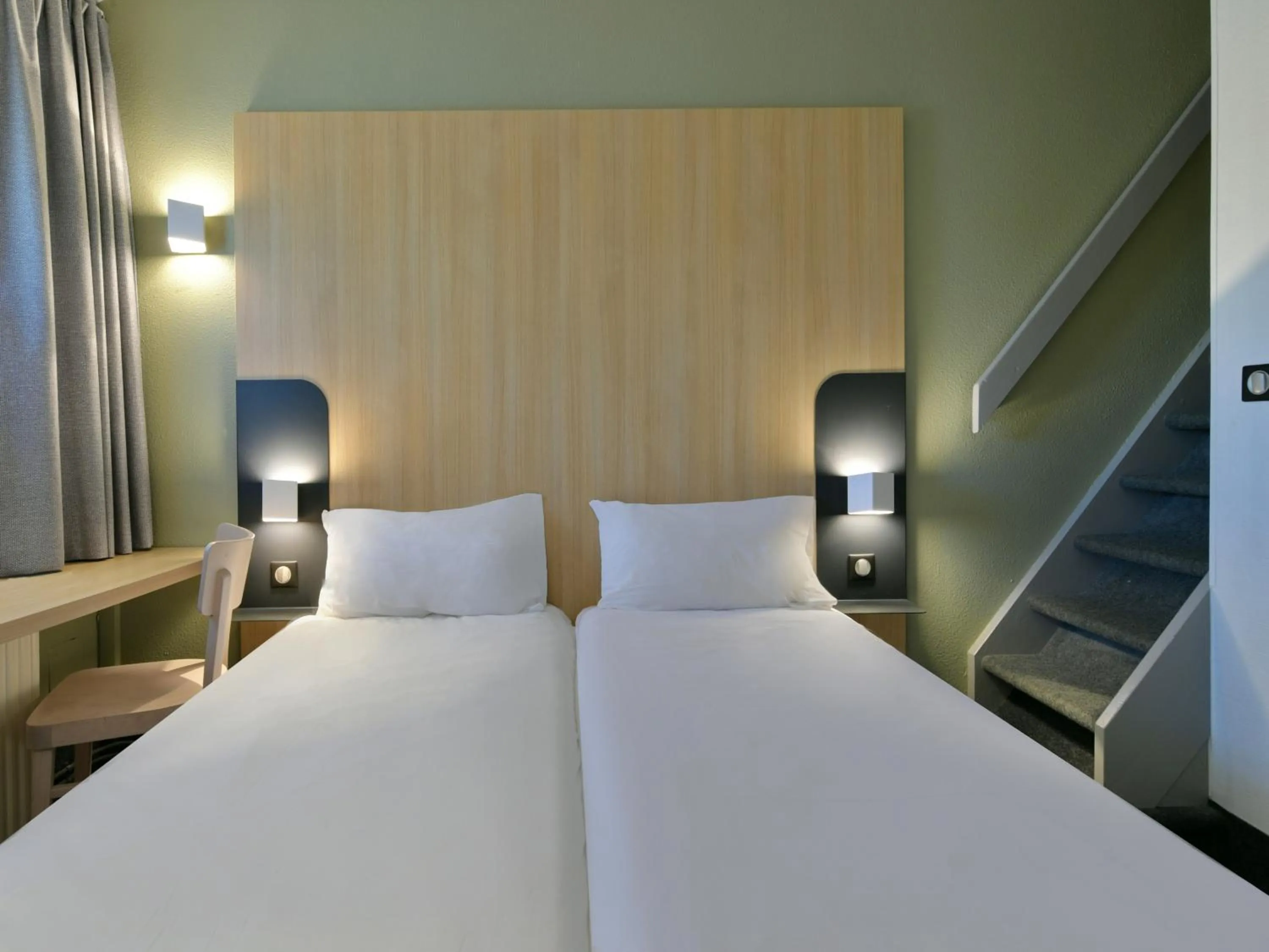 Bedroom, Bed in B&B HOTEL Le Mans Nord 2