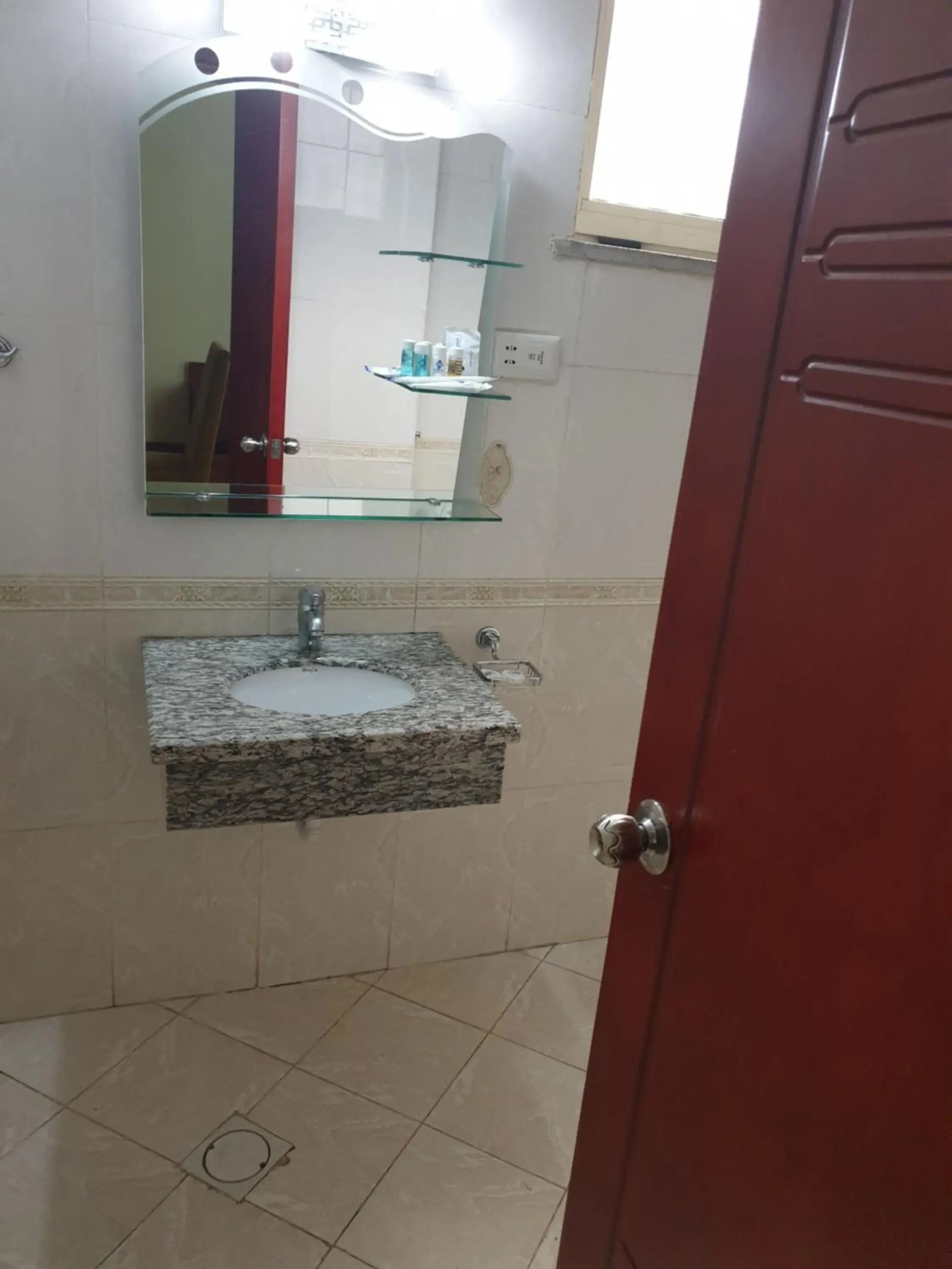 Deluxe Twin Room in Blue Birds International Hotel Deluxe Twin Room in Blue Birds International Hotel