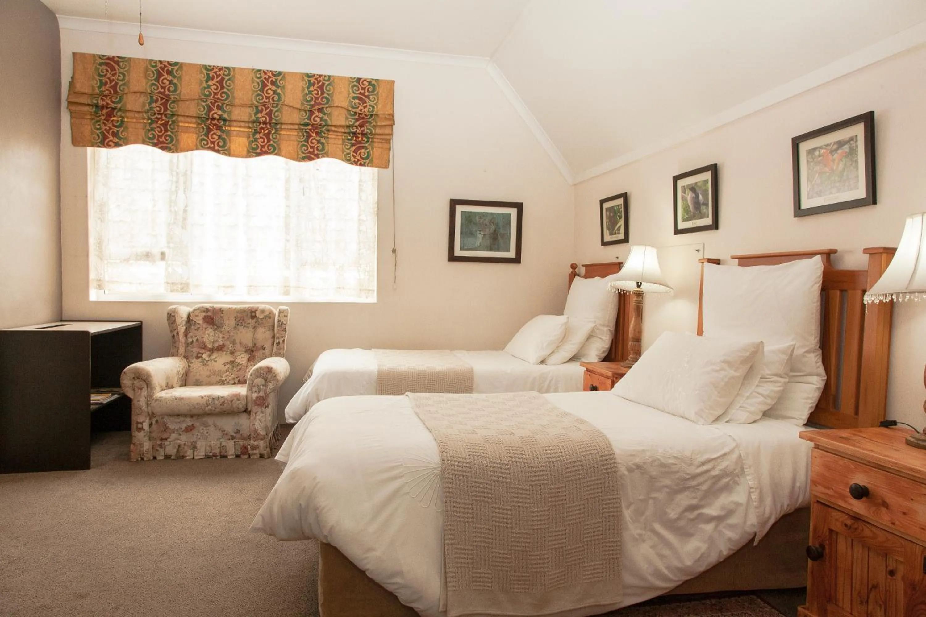 Bedroom, Bed in York House Guest House