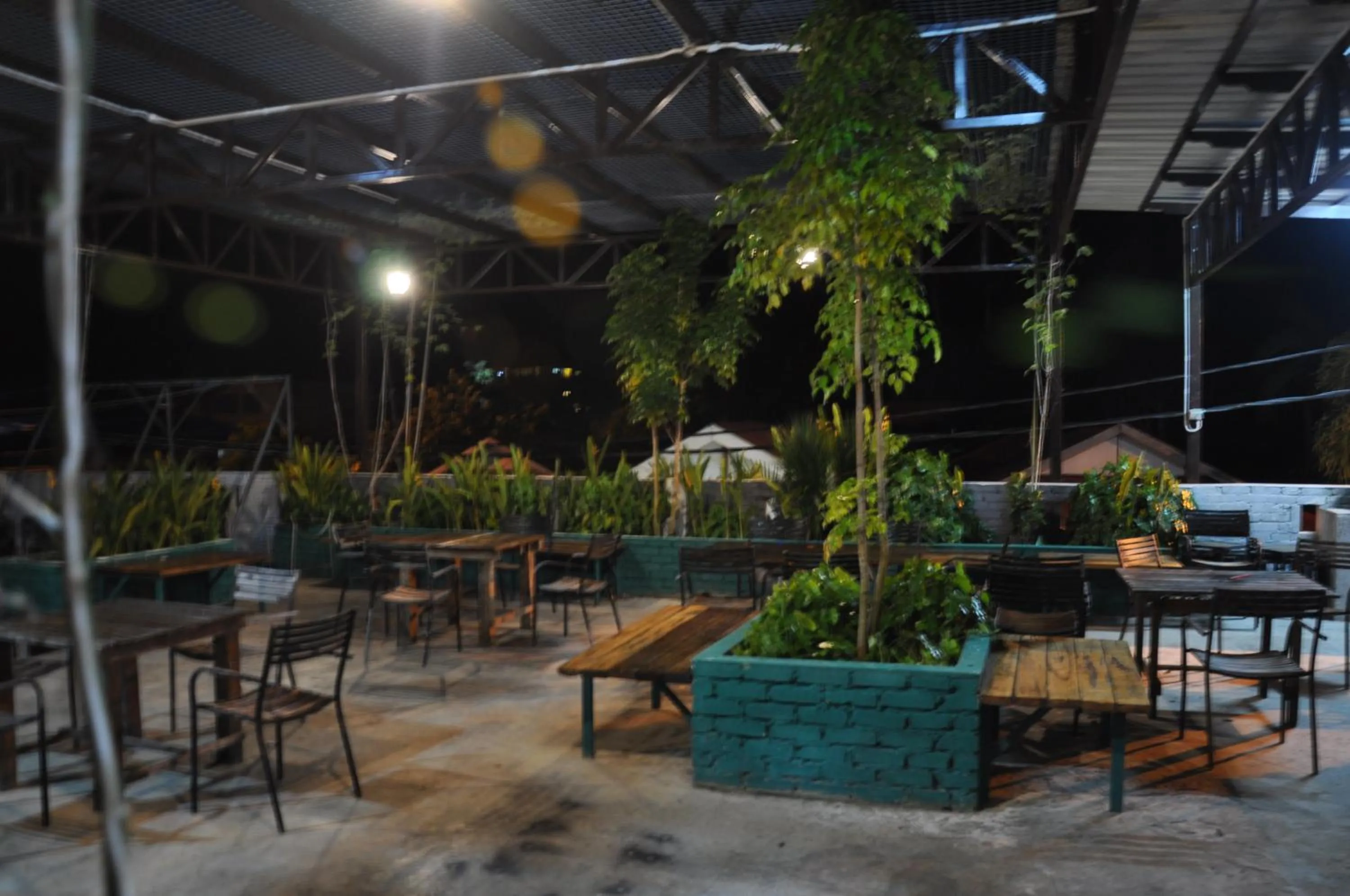 Patio in Joe Fisherman Inn