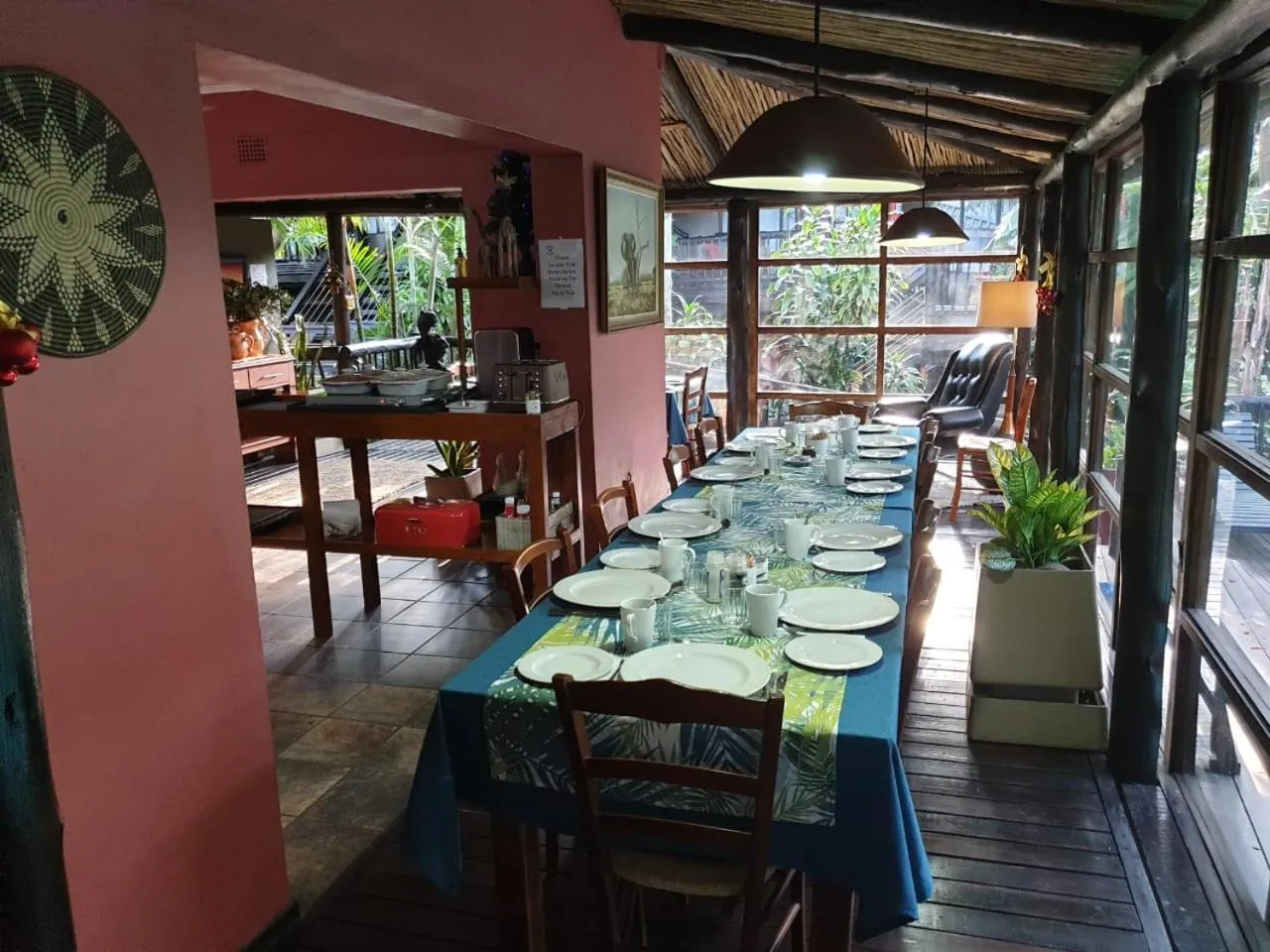 Breakfast in Umlilo Guest House