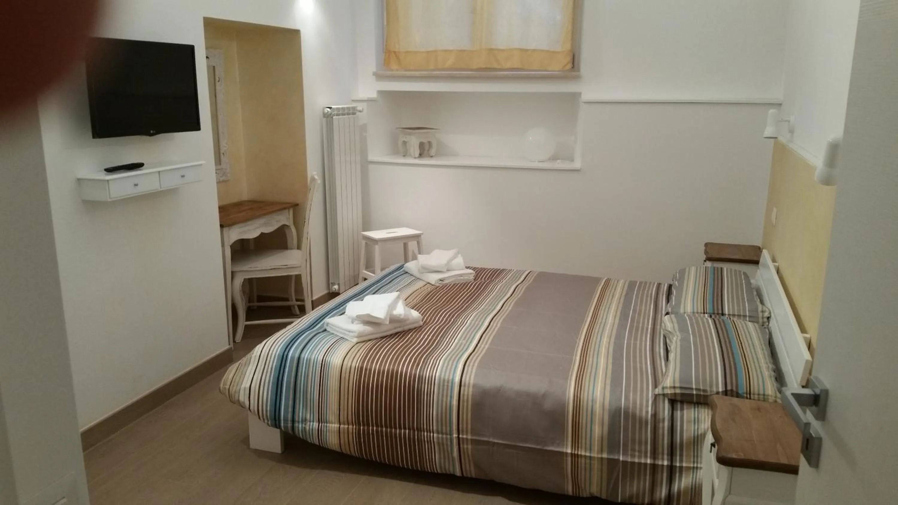 Property building, Bed in La Casetta di Ely