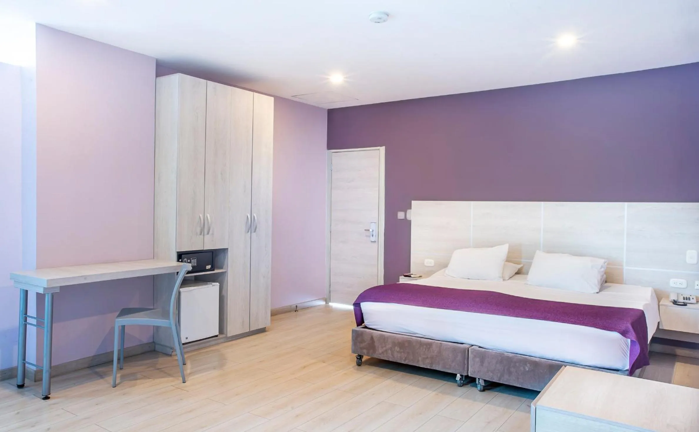 Bedroom, Bed in Santorini Casablanca